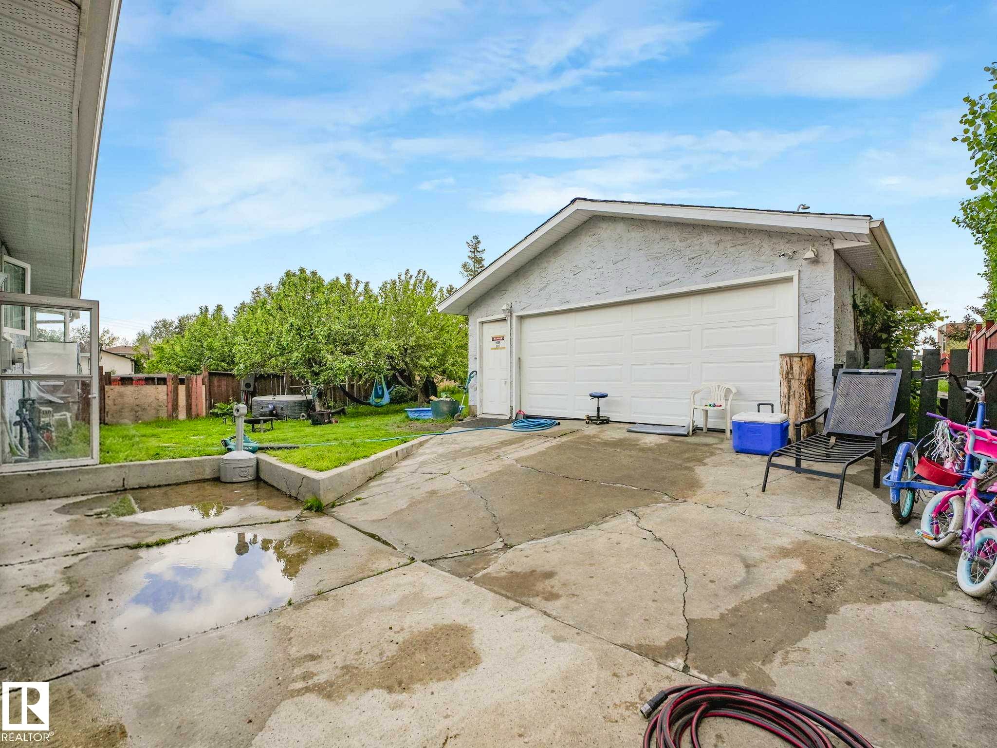 16215 114 Street, Edmonton, AB