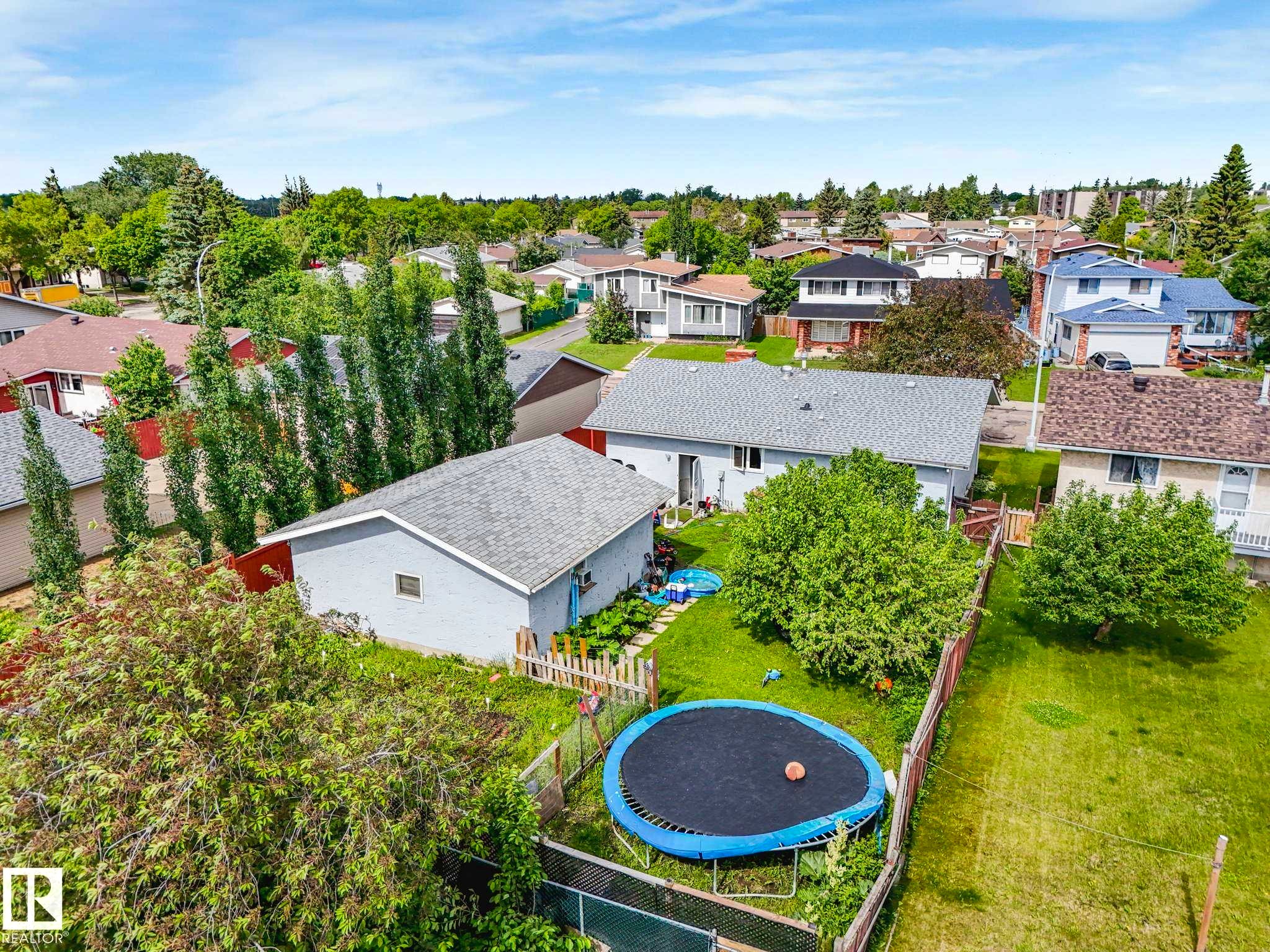16215 114 Street, Edmonton, AB