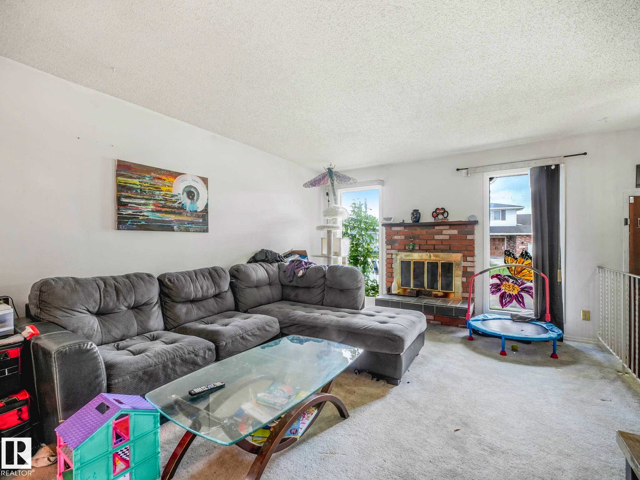 16215 114 Street, Edmonton, AB