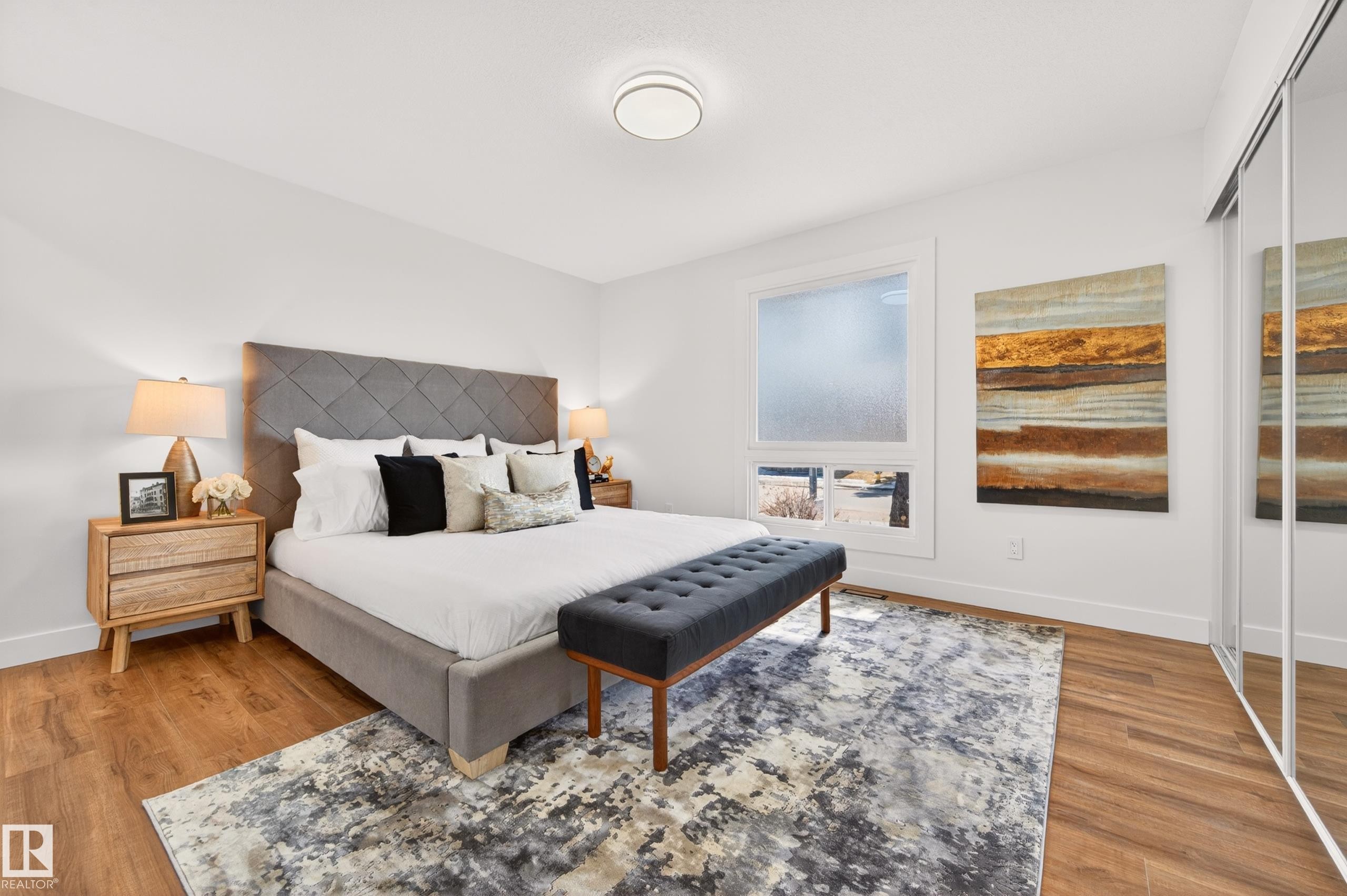 18312 91 Avenue Nw, Edmonton, AB - Indoor Photo Showing Bedroom