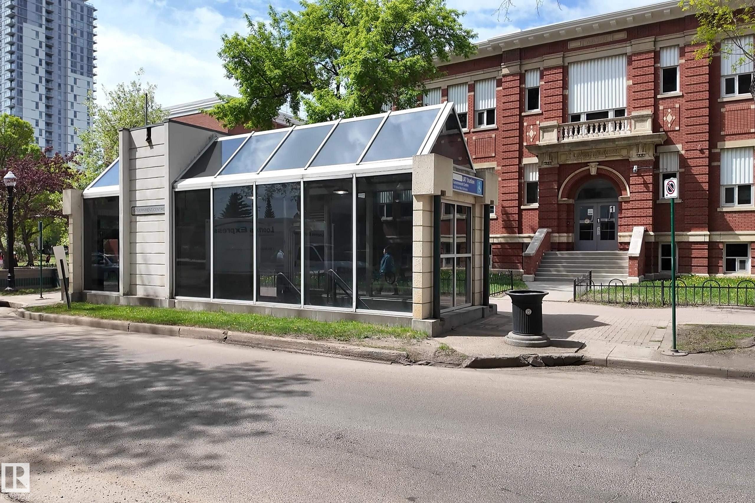 #1001 9909 110 St Nw, Edmonton, AB - Outdoor With Balcony With Facade