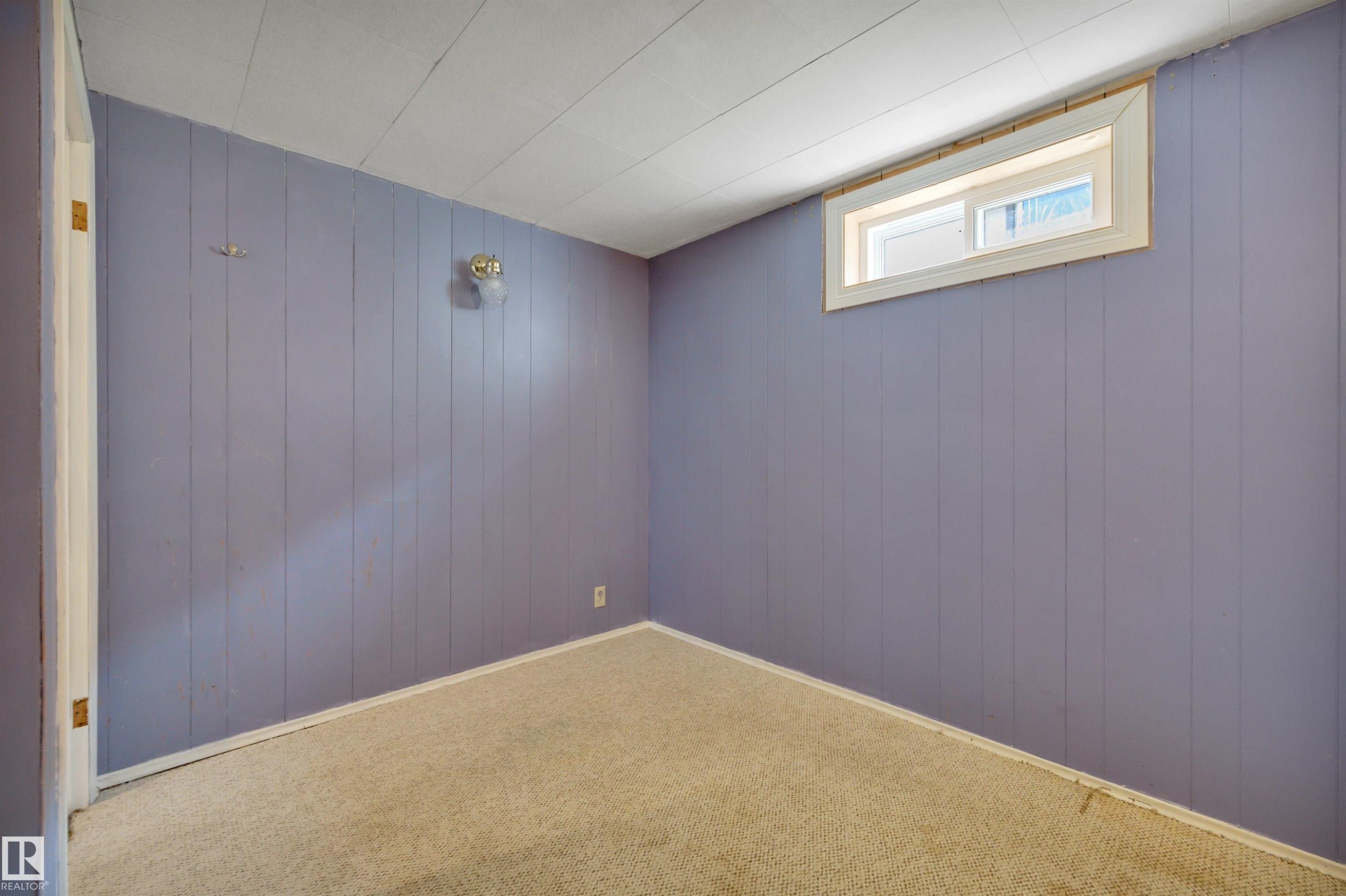 13327 73 Street, Edmonton, AB