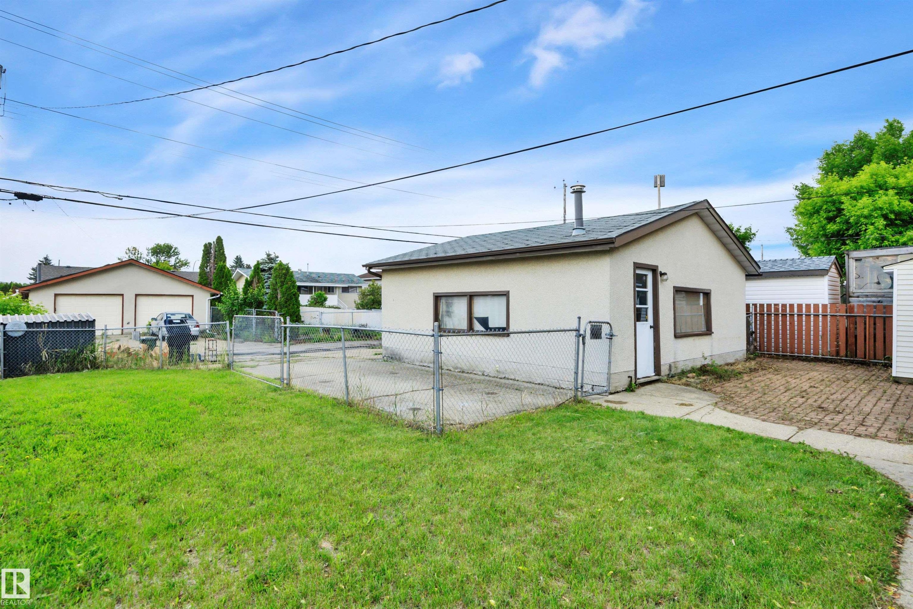 13327 73 Street, Edmonton, AB