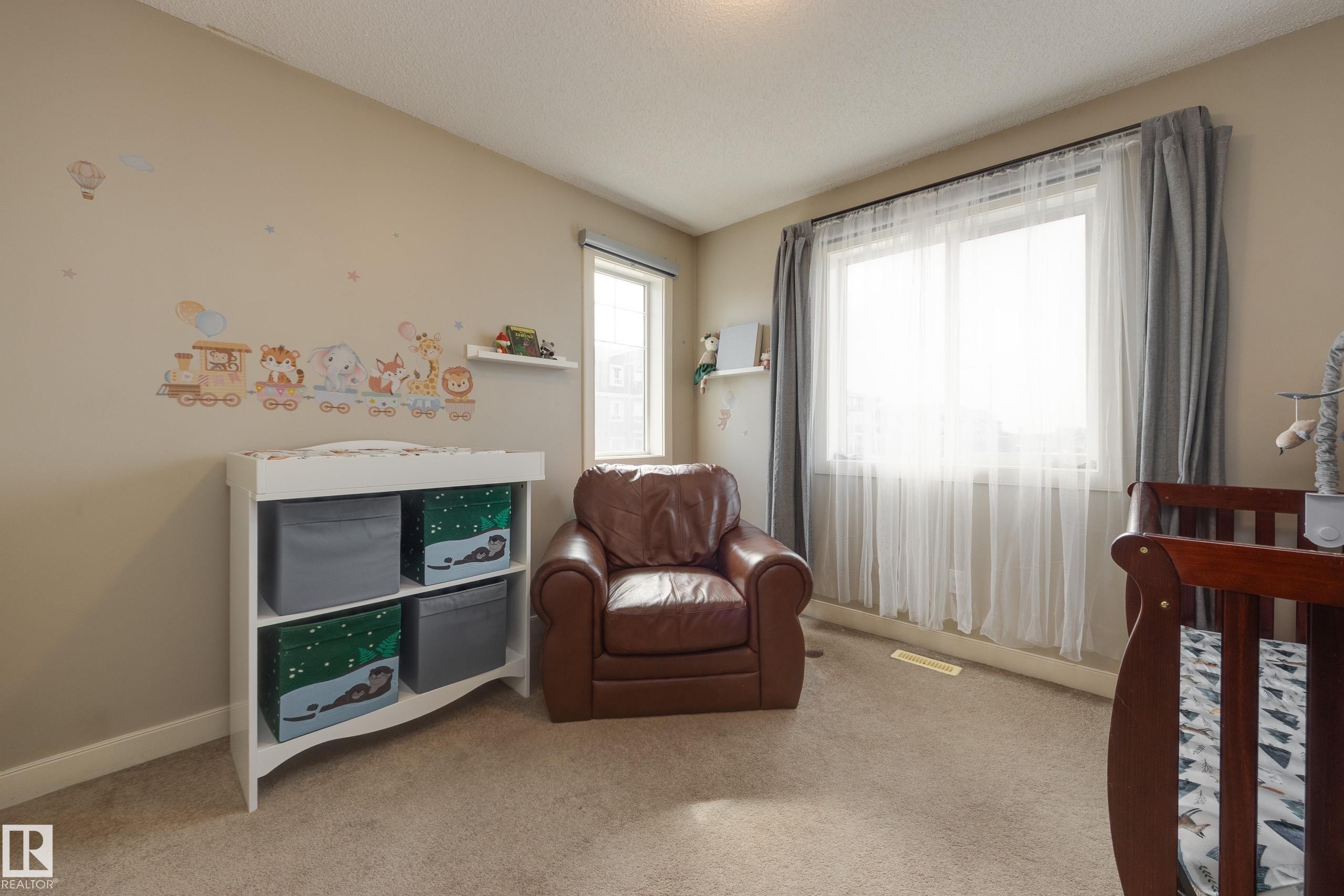 9456 Stein Way, Edmonton, AB