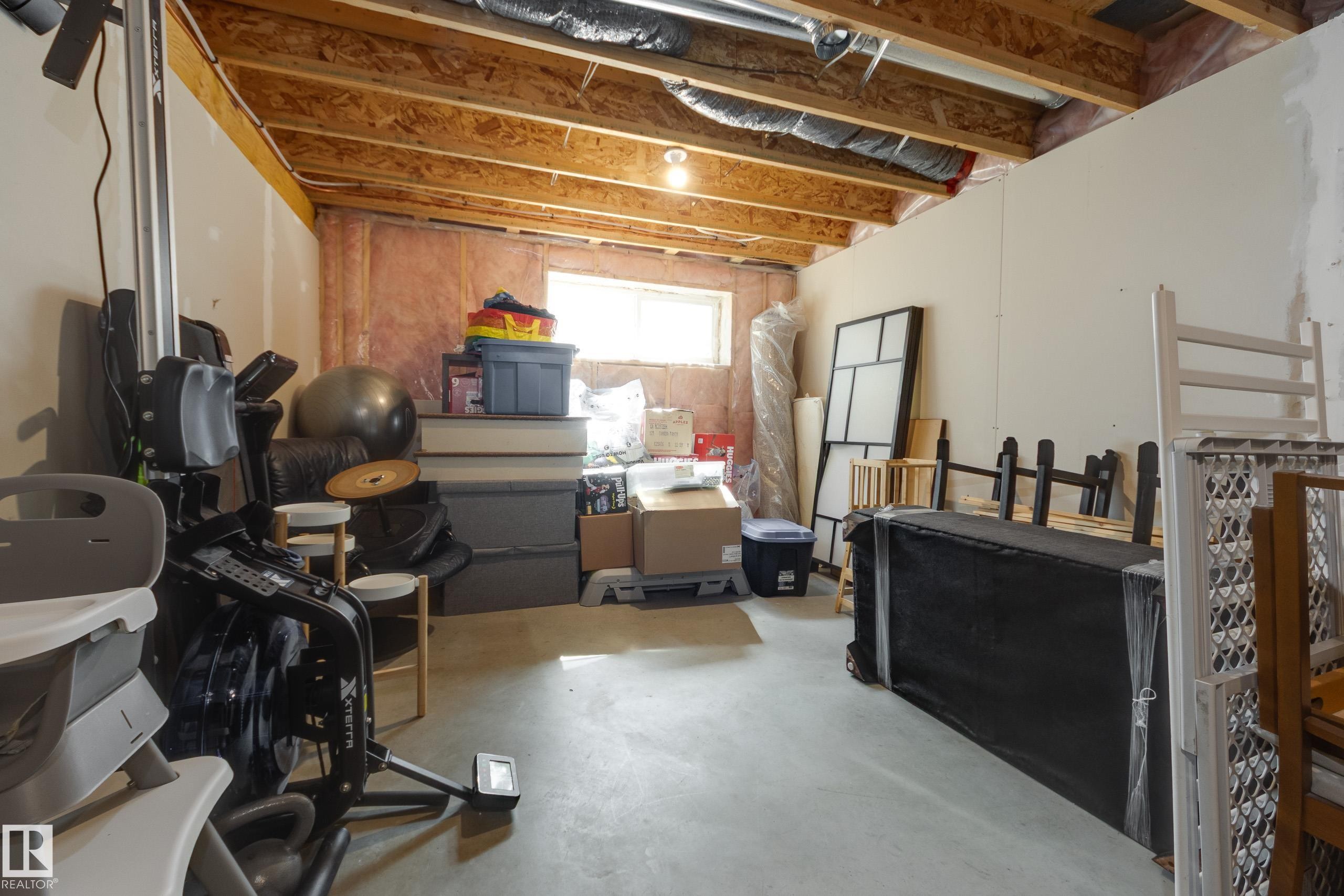 9456 Stein Way, Edmonton, AB