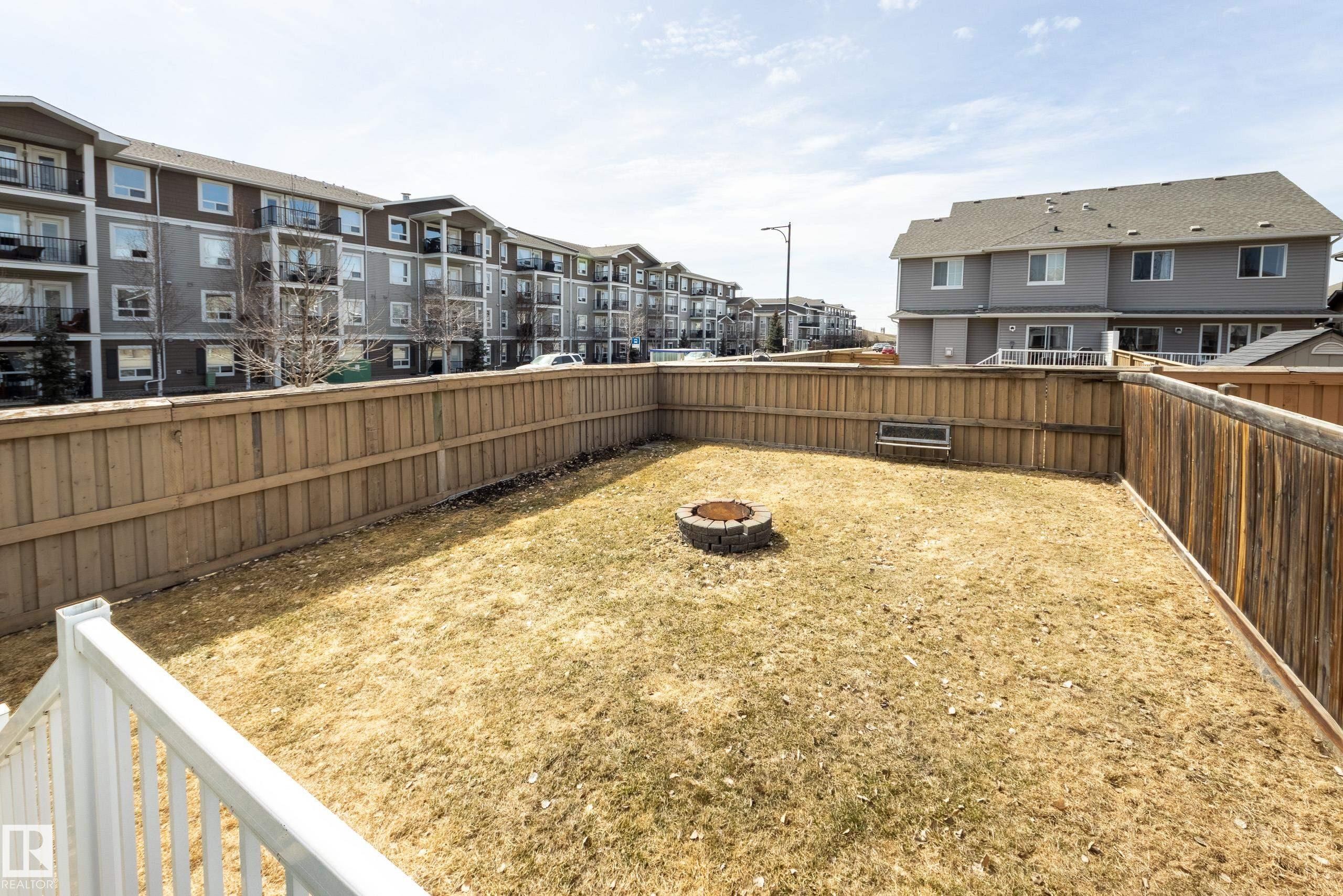9456 Stein Way, Edmonton, AB