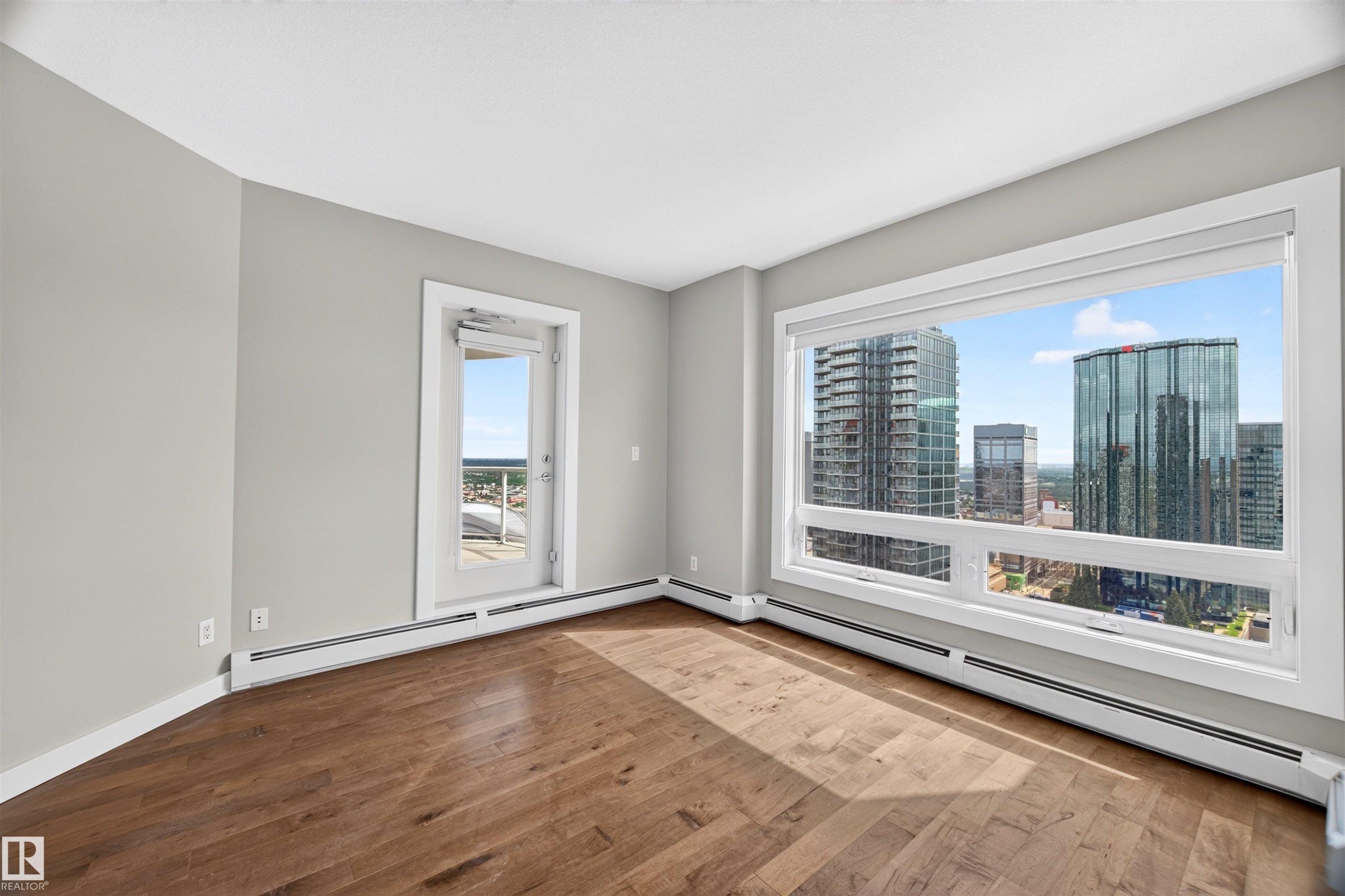 2902 10152 104 Street, Edmonton, AB