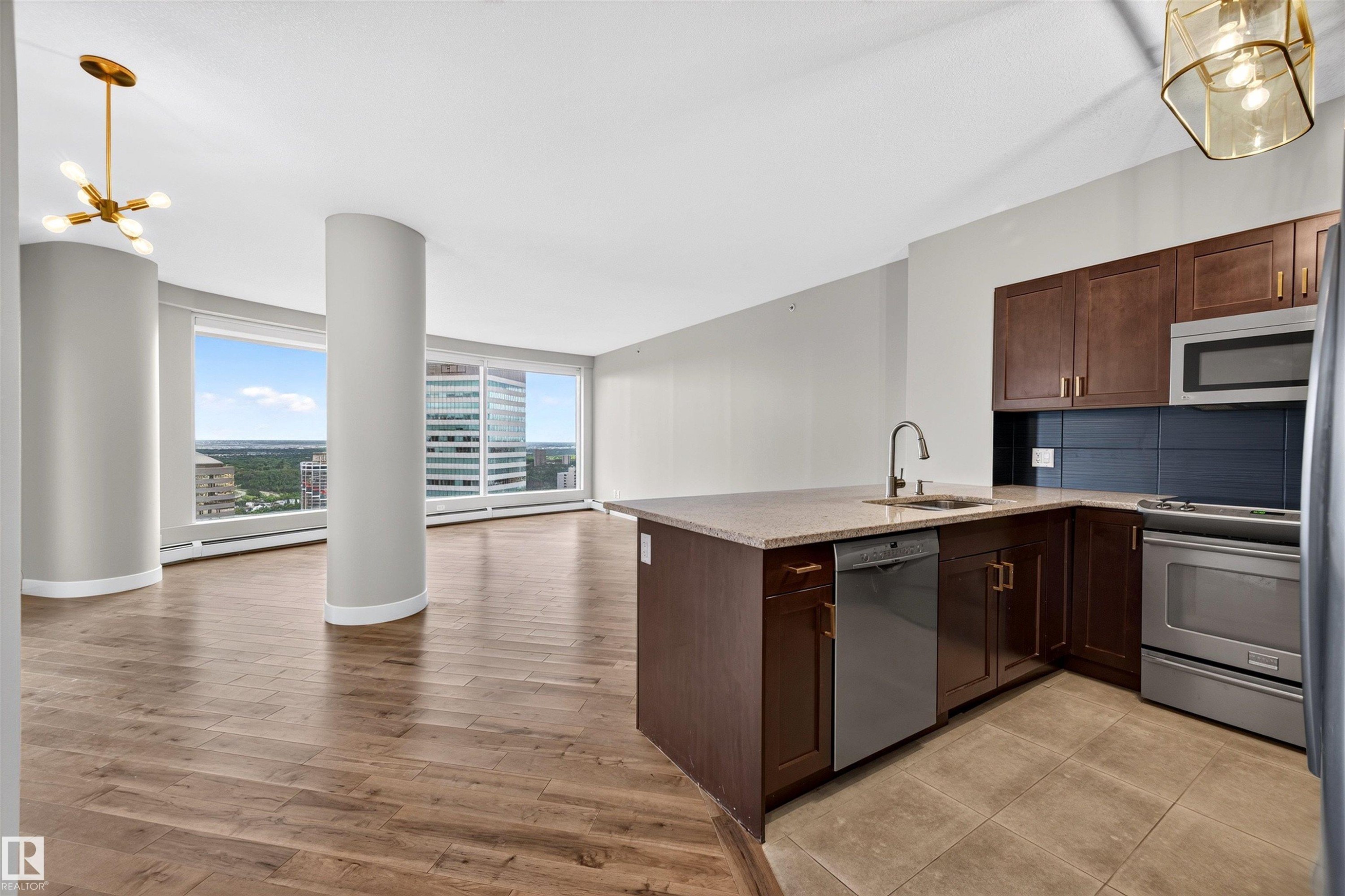 2902 10152 104 Street, Edmonton, AB