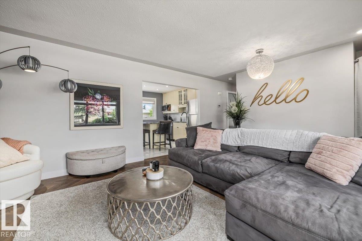 16165 110B Avenue, Edmonton, AB