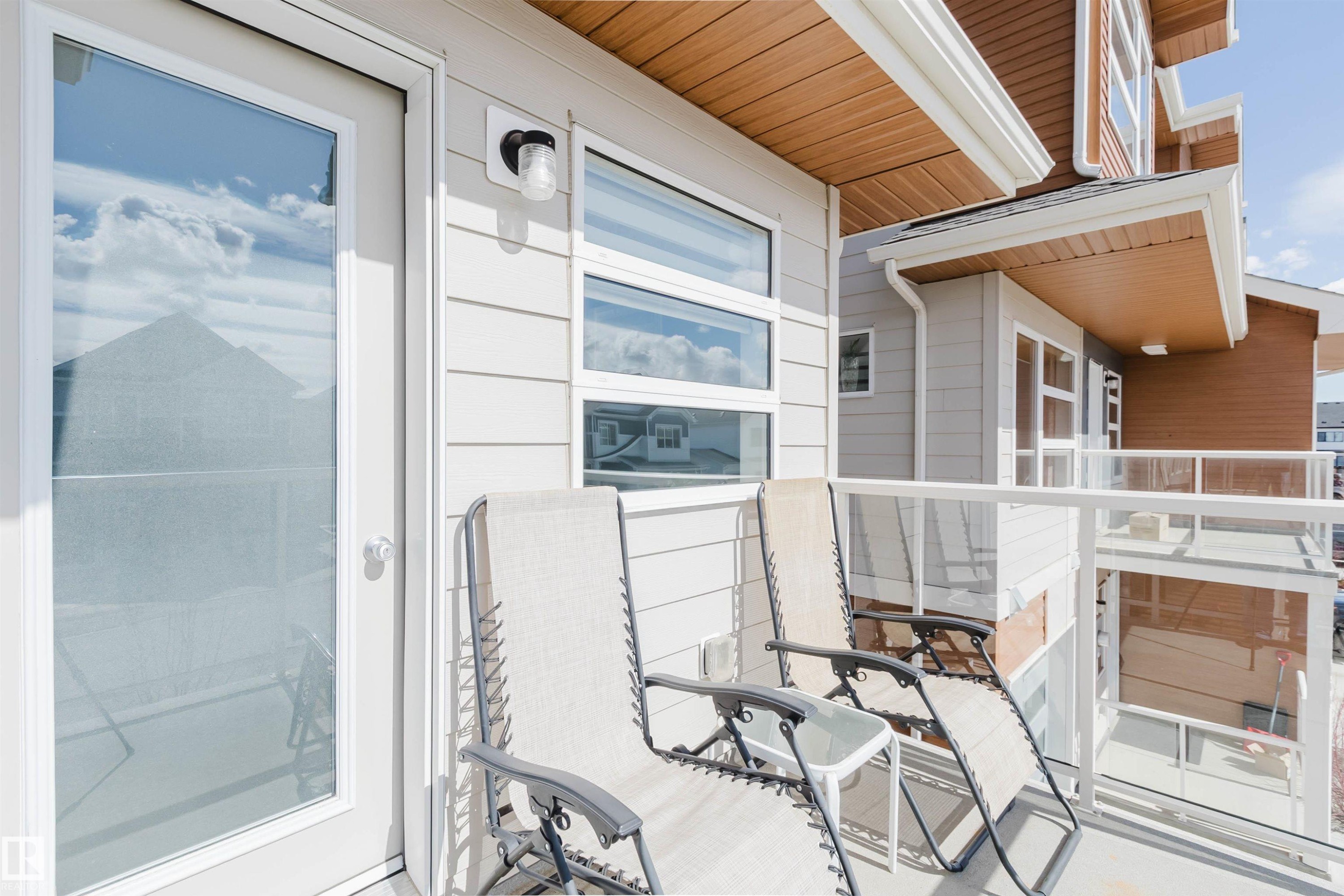 17268 9B Avenue, Edmonton, AB