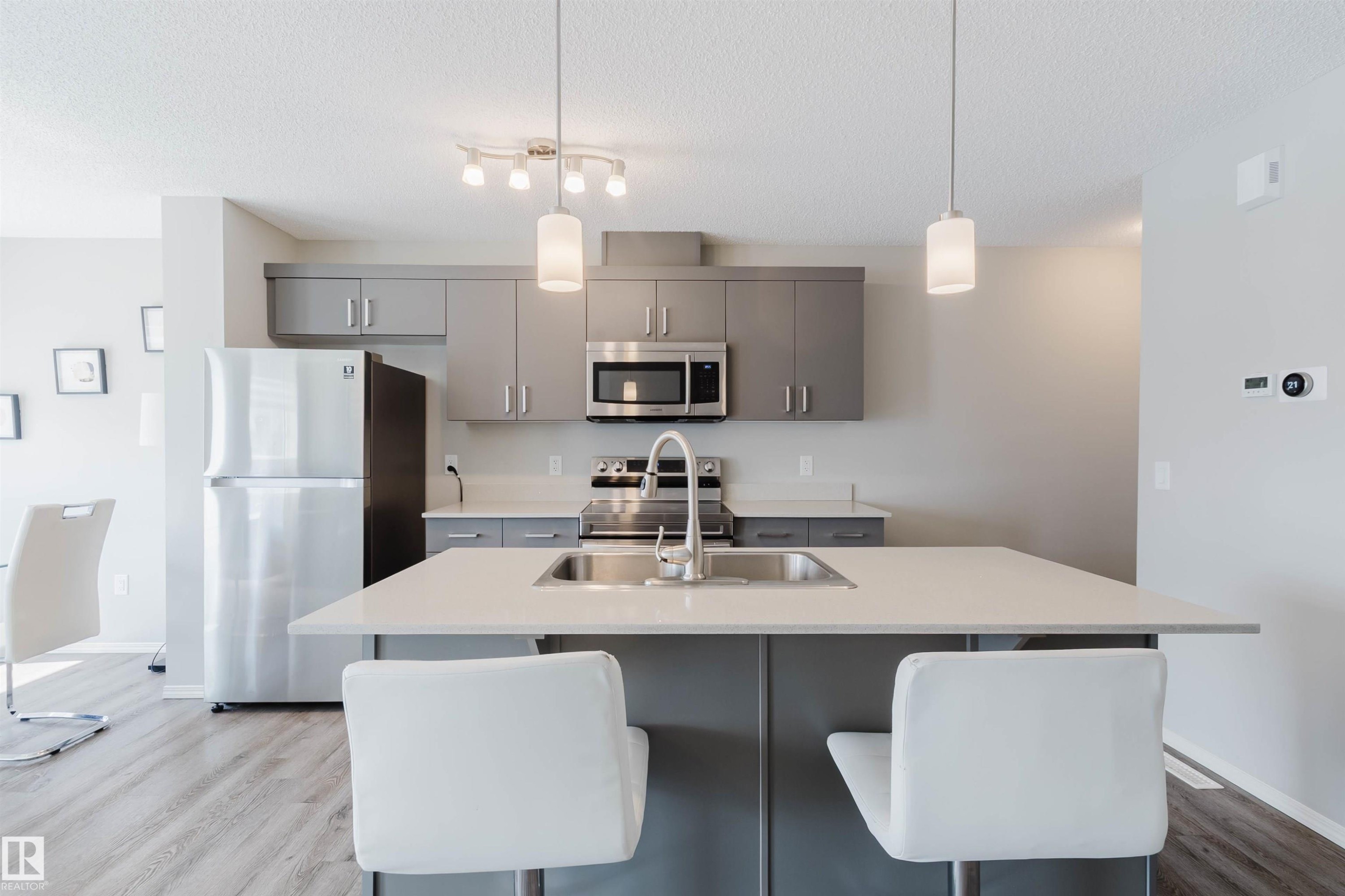 17268 9B Avenue, Edmonton, AB
