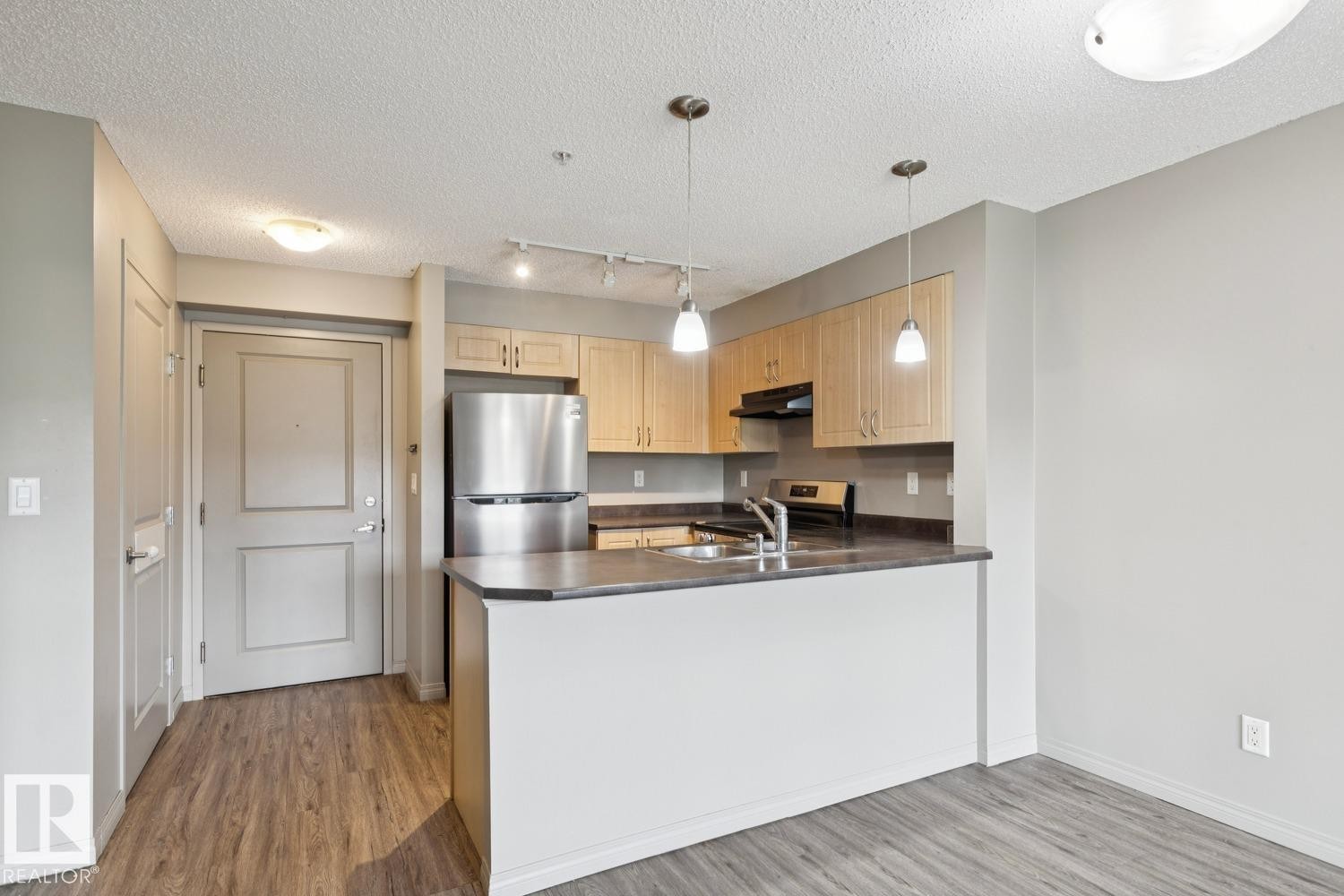 312 11453 Ellerslie Road, Edmonton, AB