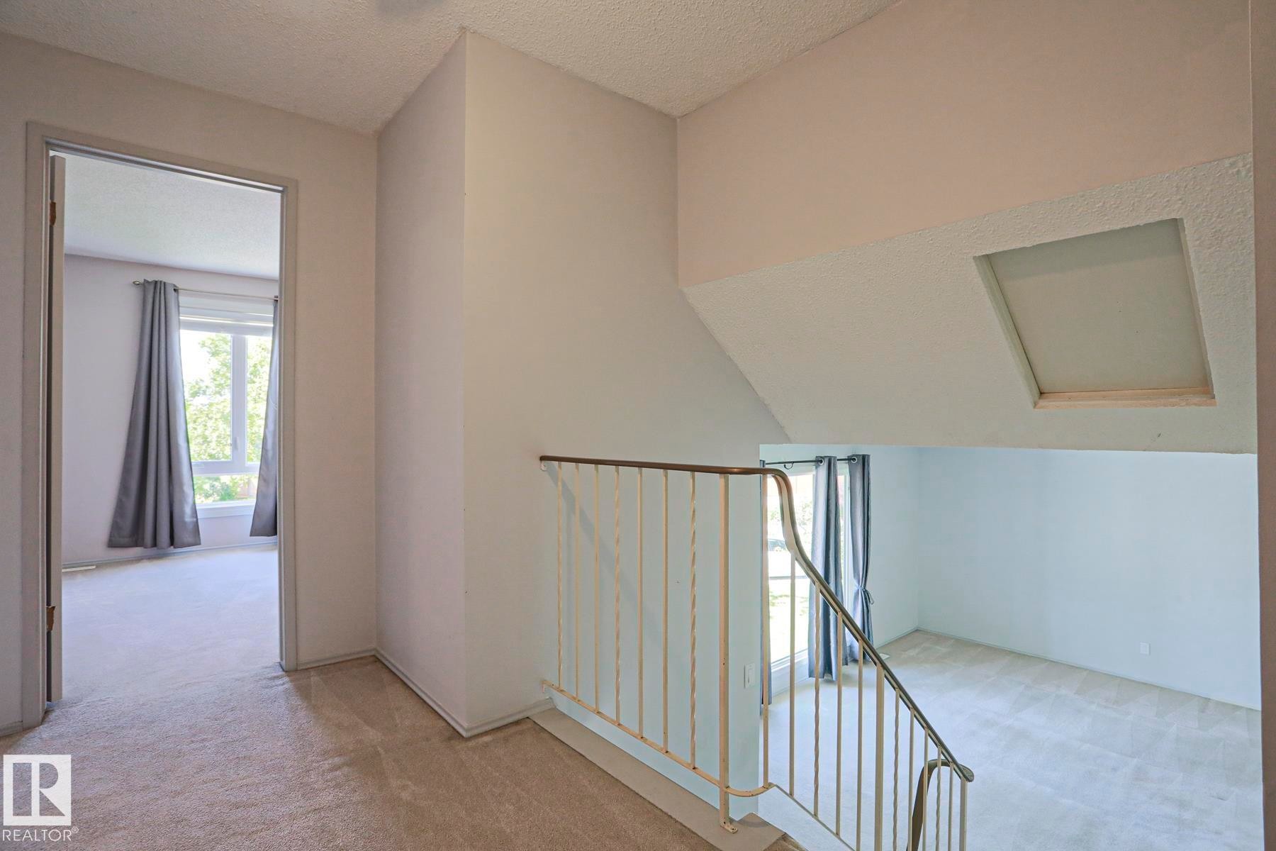 4 Goebel Close, Spruce Grove, AB