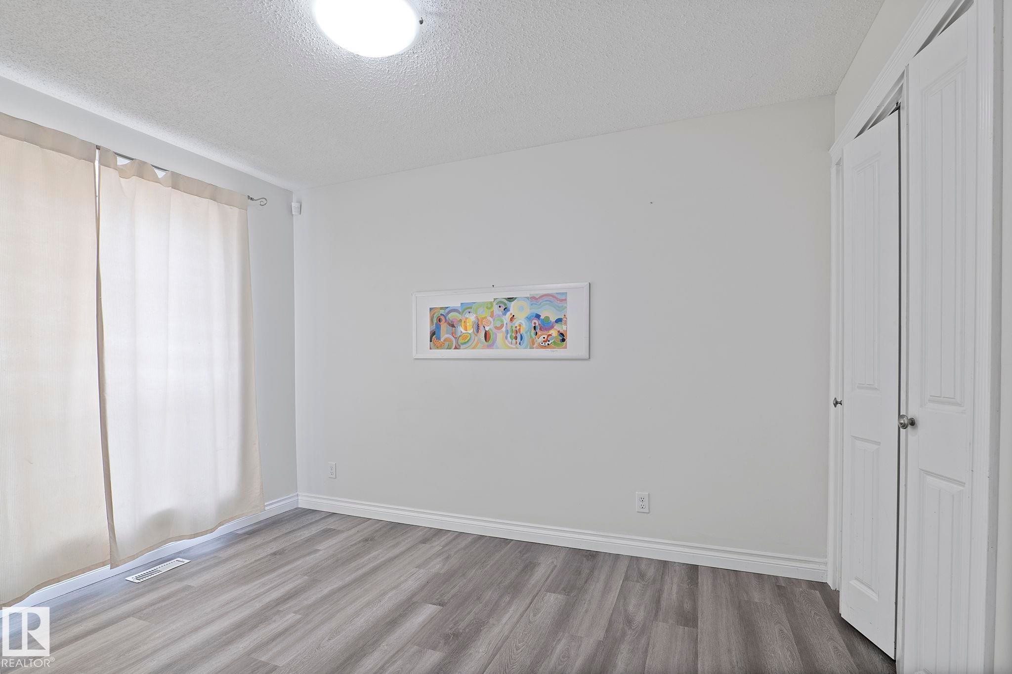 11918 68 Street, Edmonton, AB