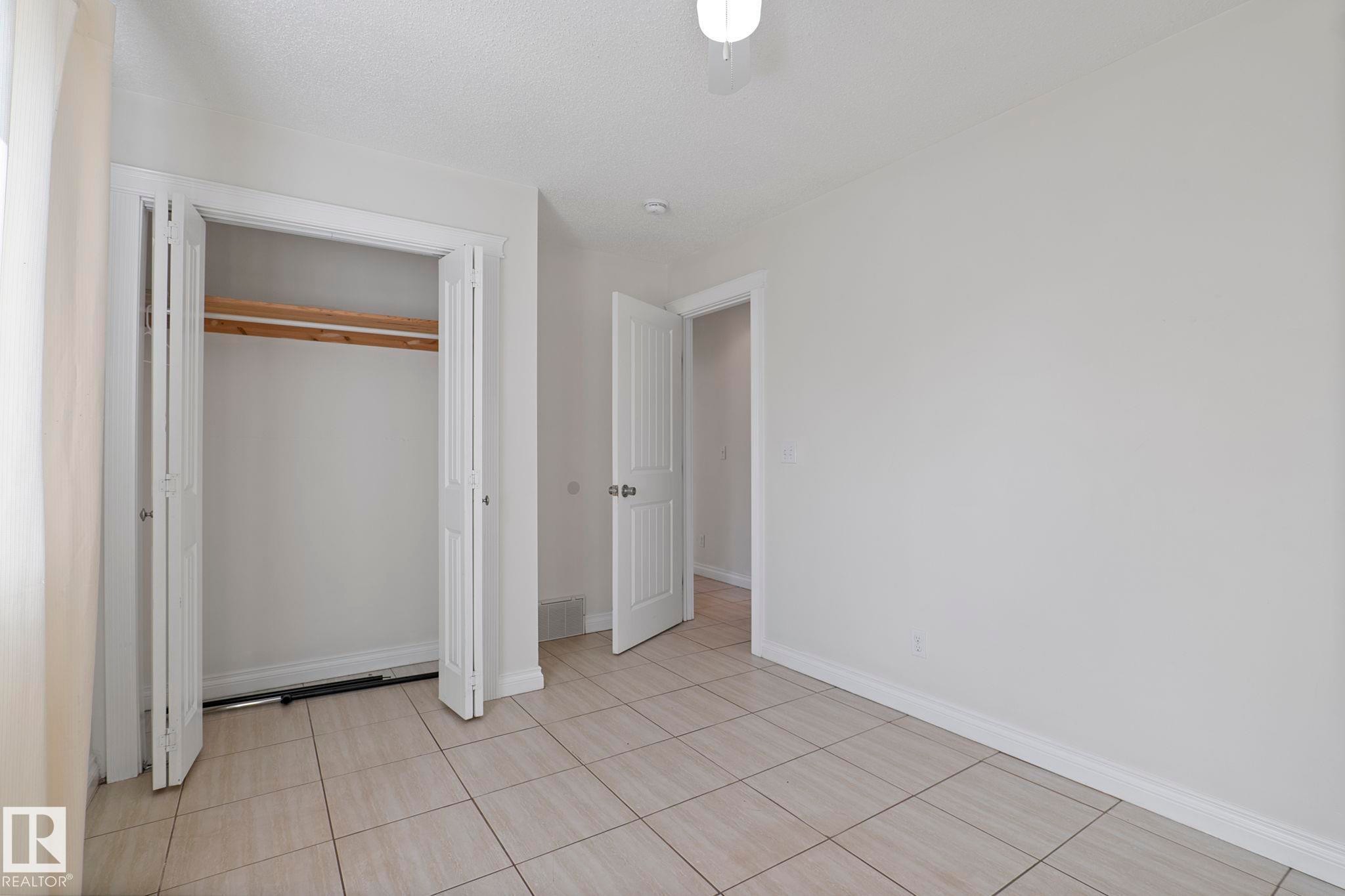 11918 68 Street, Edmonton, AB