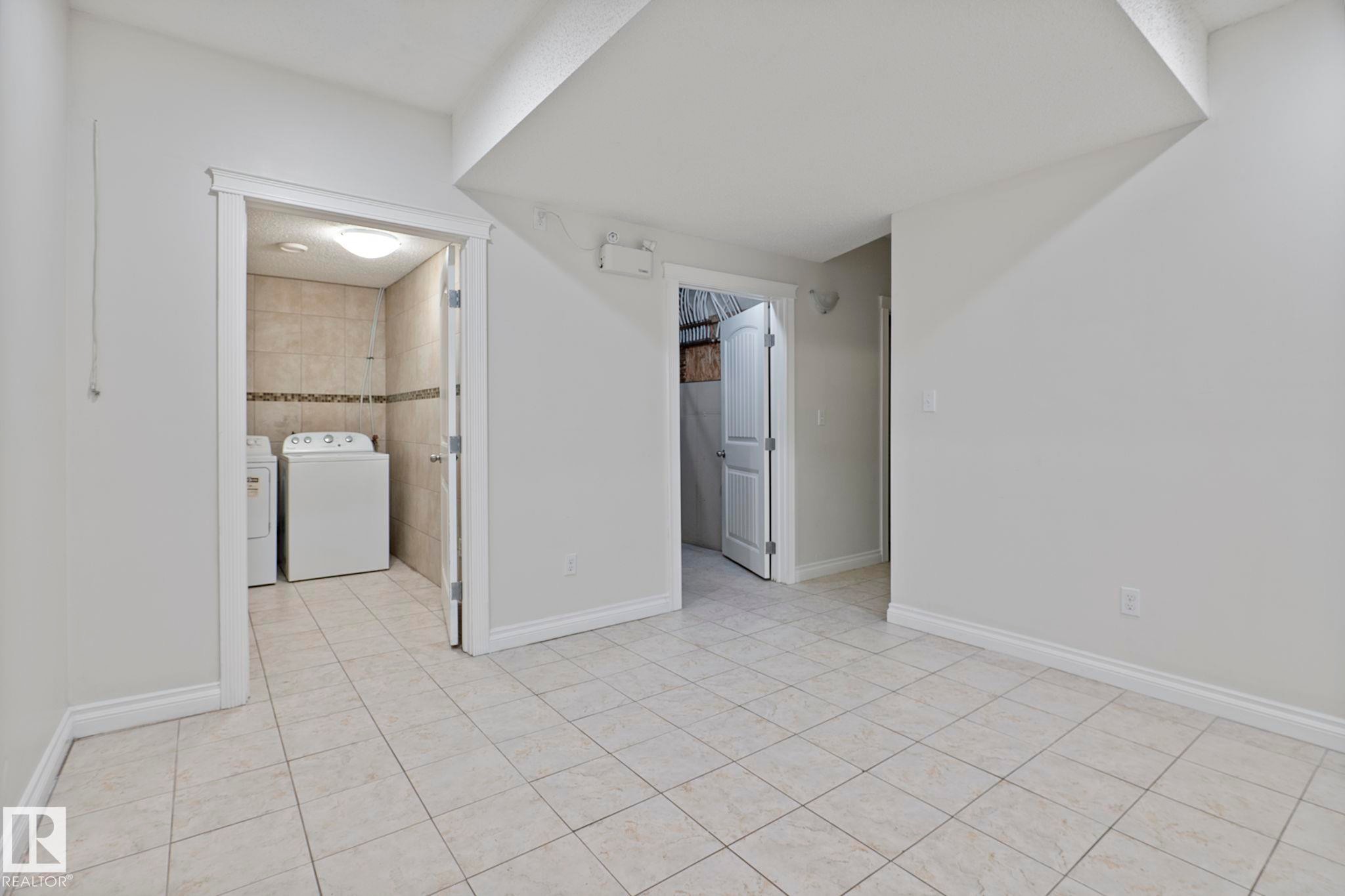11918 68 Street, Edmonton, AB