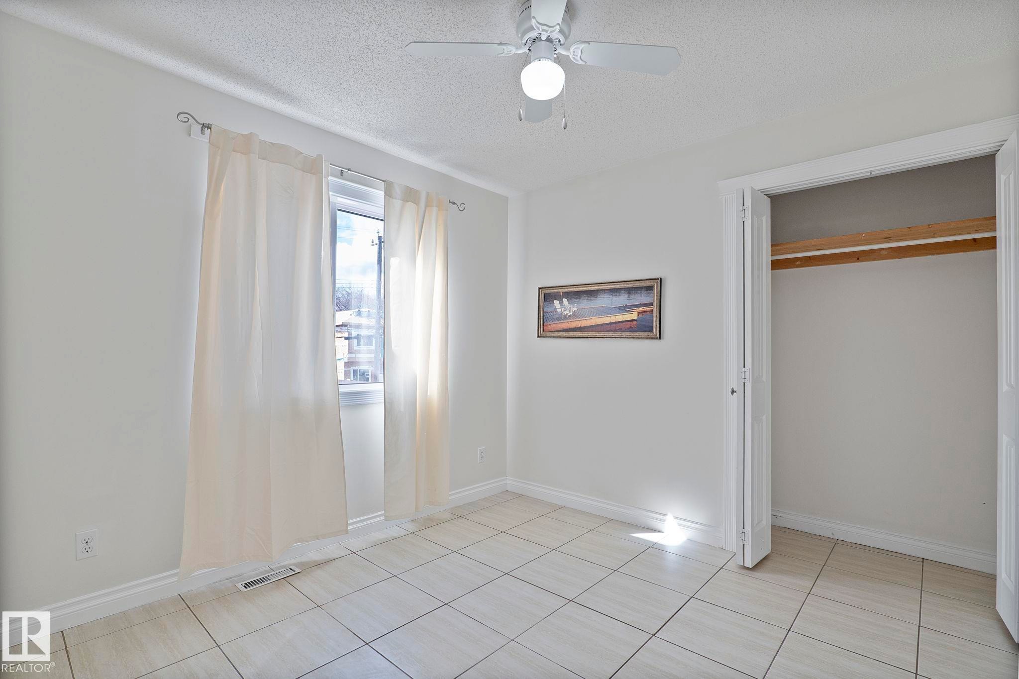 11918 68 Street, Edmonton, AB