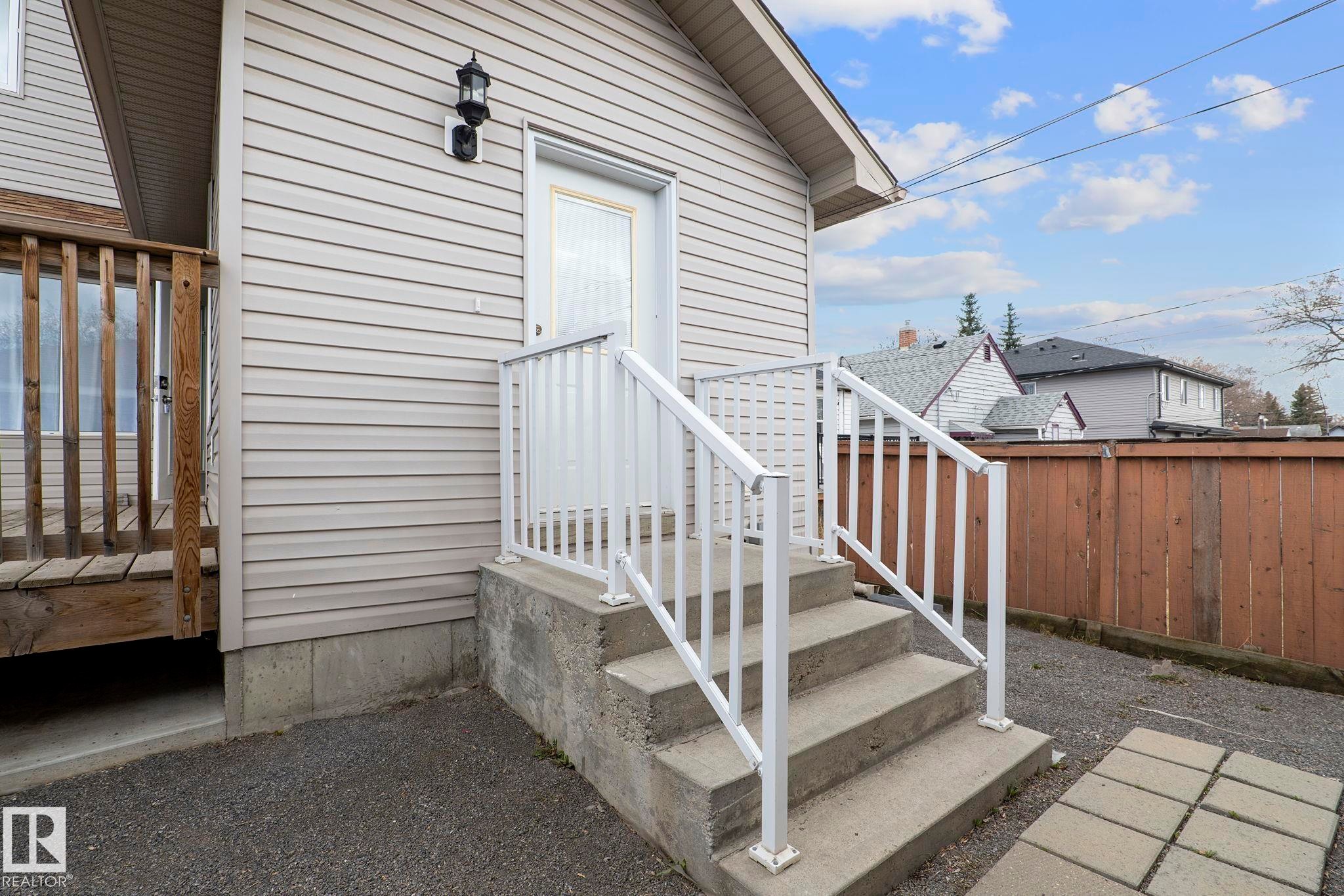 11918 68 Street, Edmonton, AB