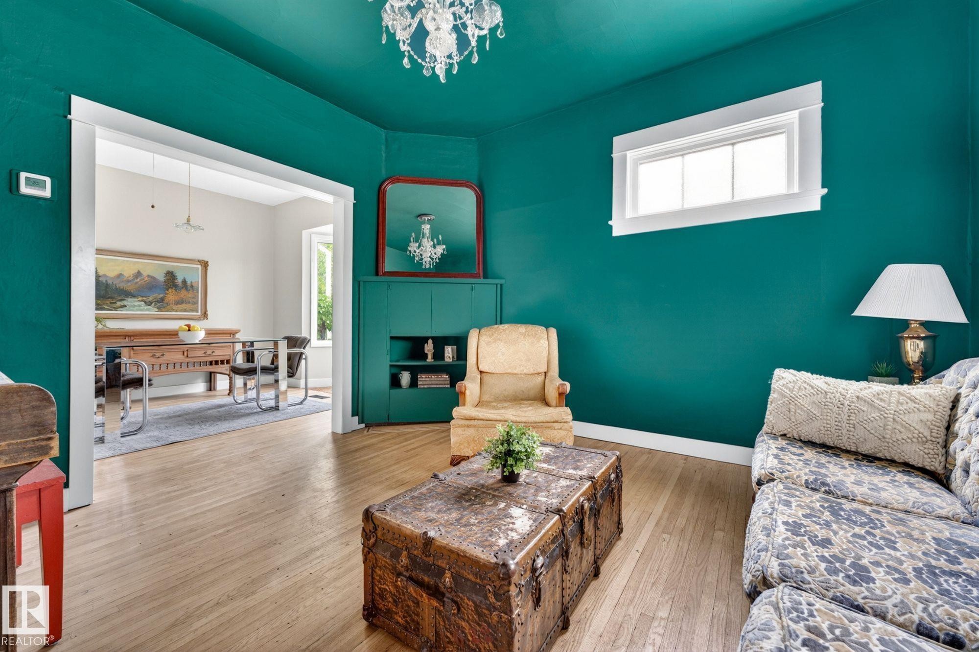 12201 95 Street, Edmonton, AB