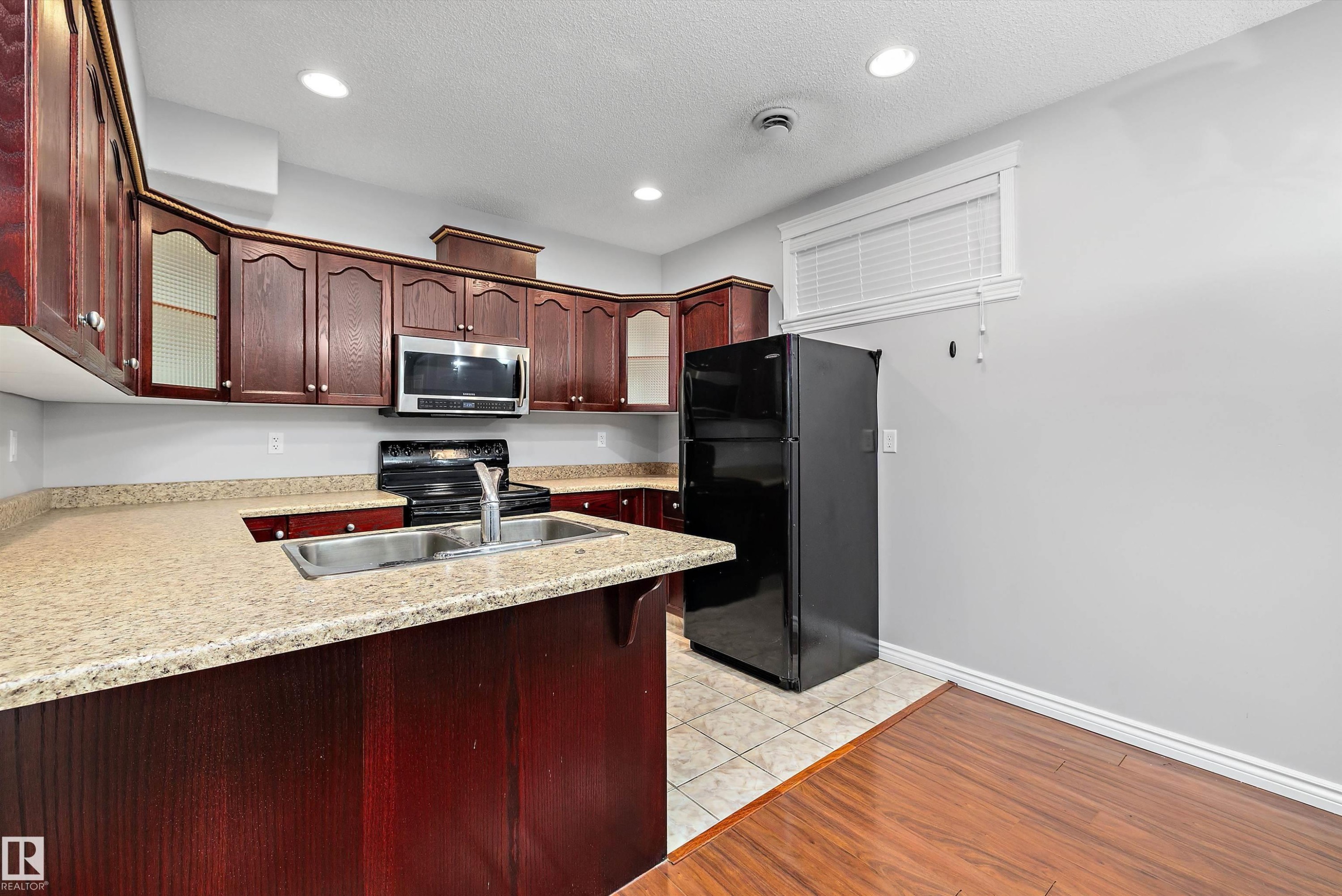 Kitchen - 4831 154 Avenue, Edmonton, AB
