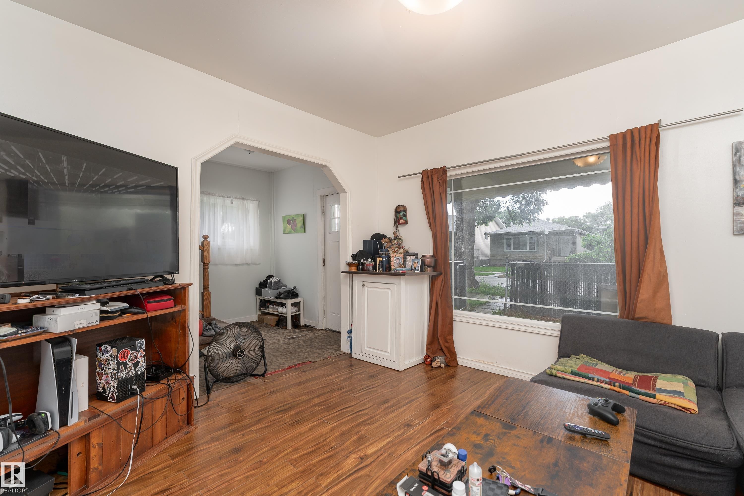 11406 89 Street, Edmonton, AB