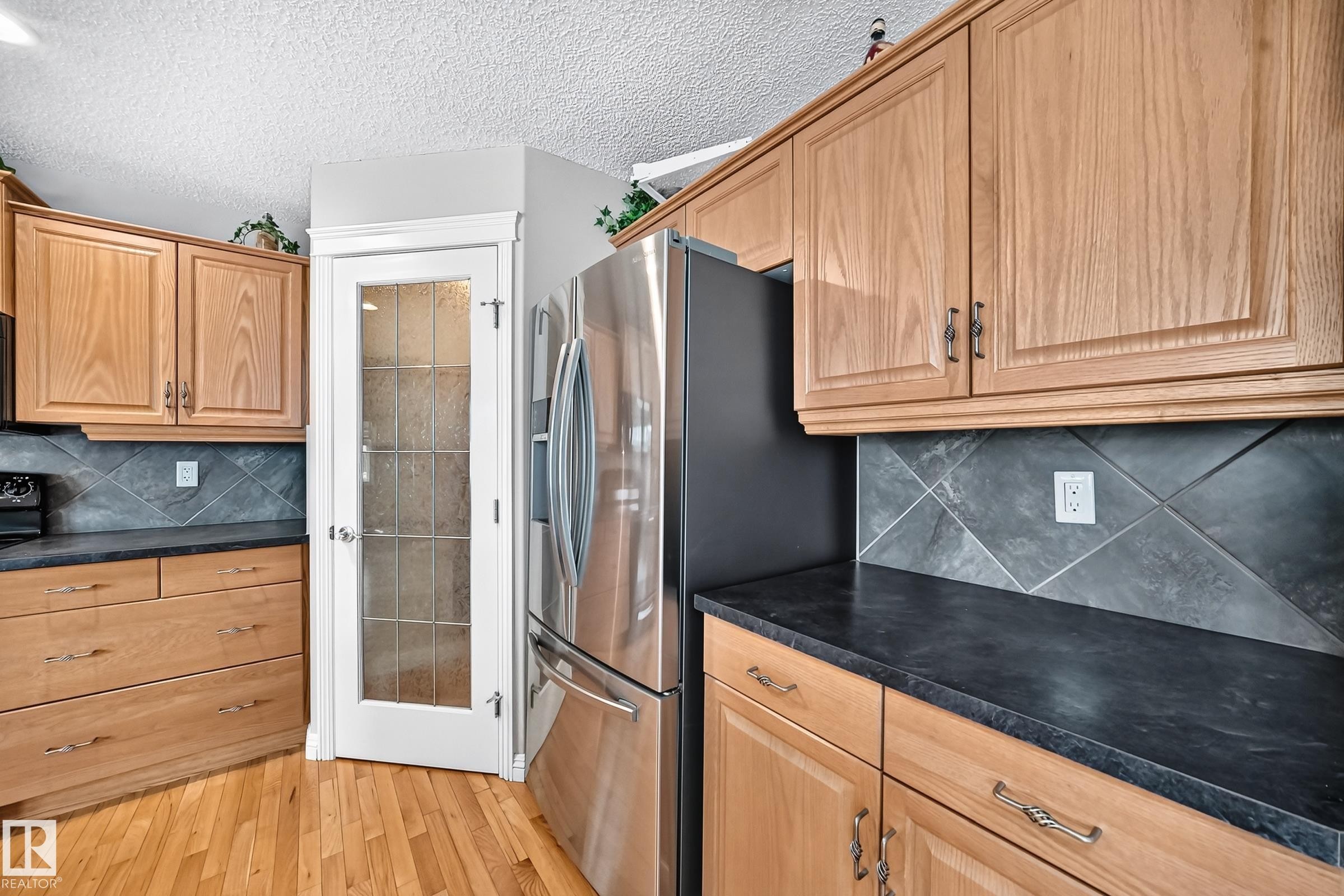 2523 Pegasus Boulevard, Edmonton, AB
