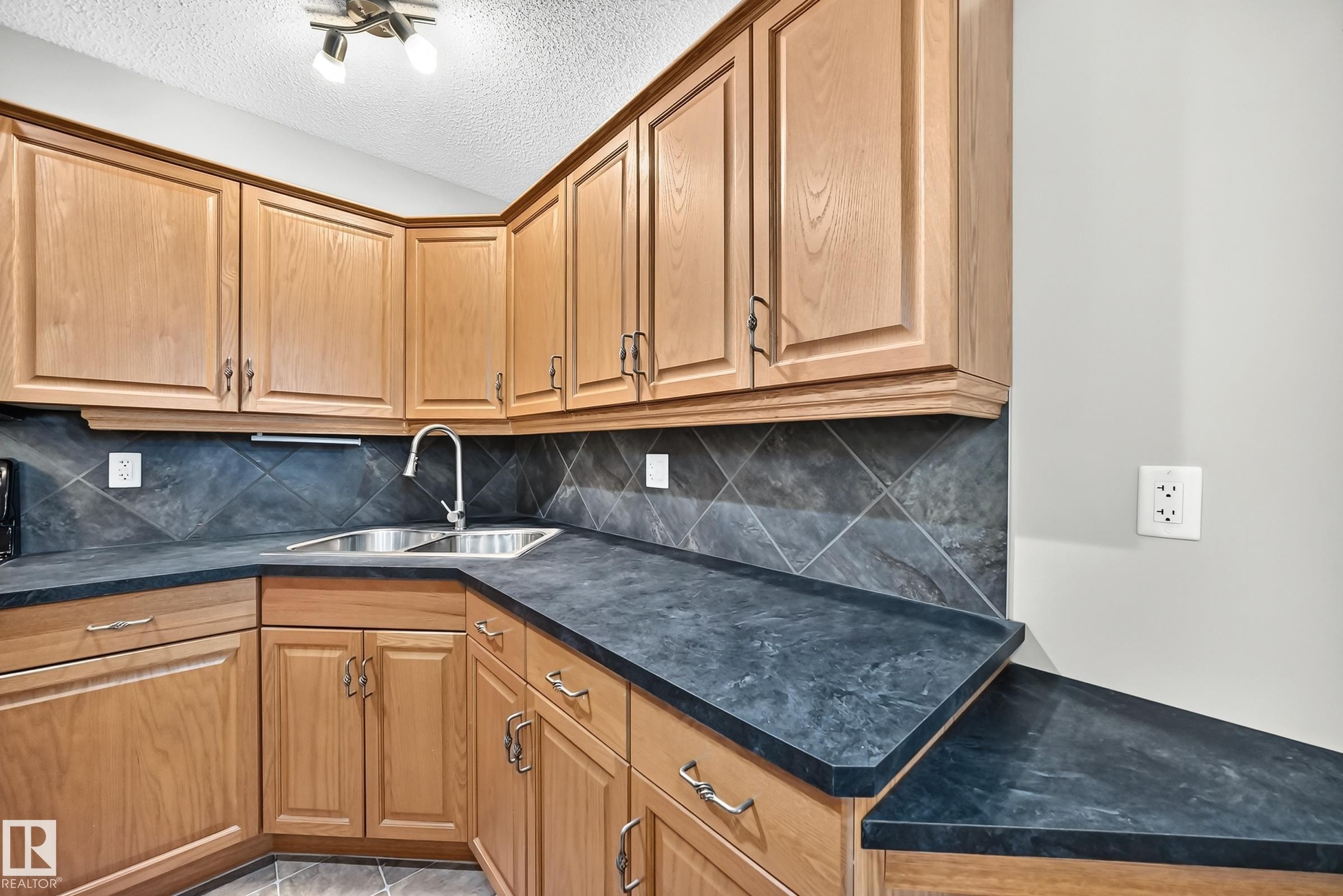 2523 Pegasus Boulevard, Edmonton, AB