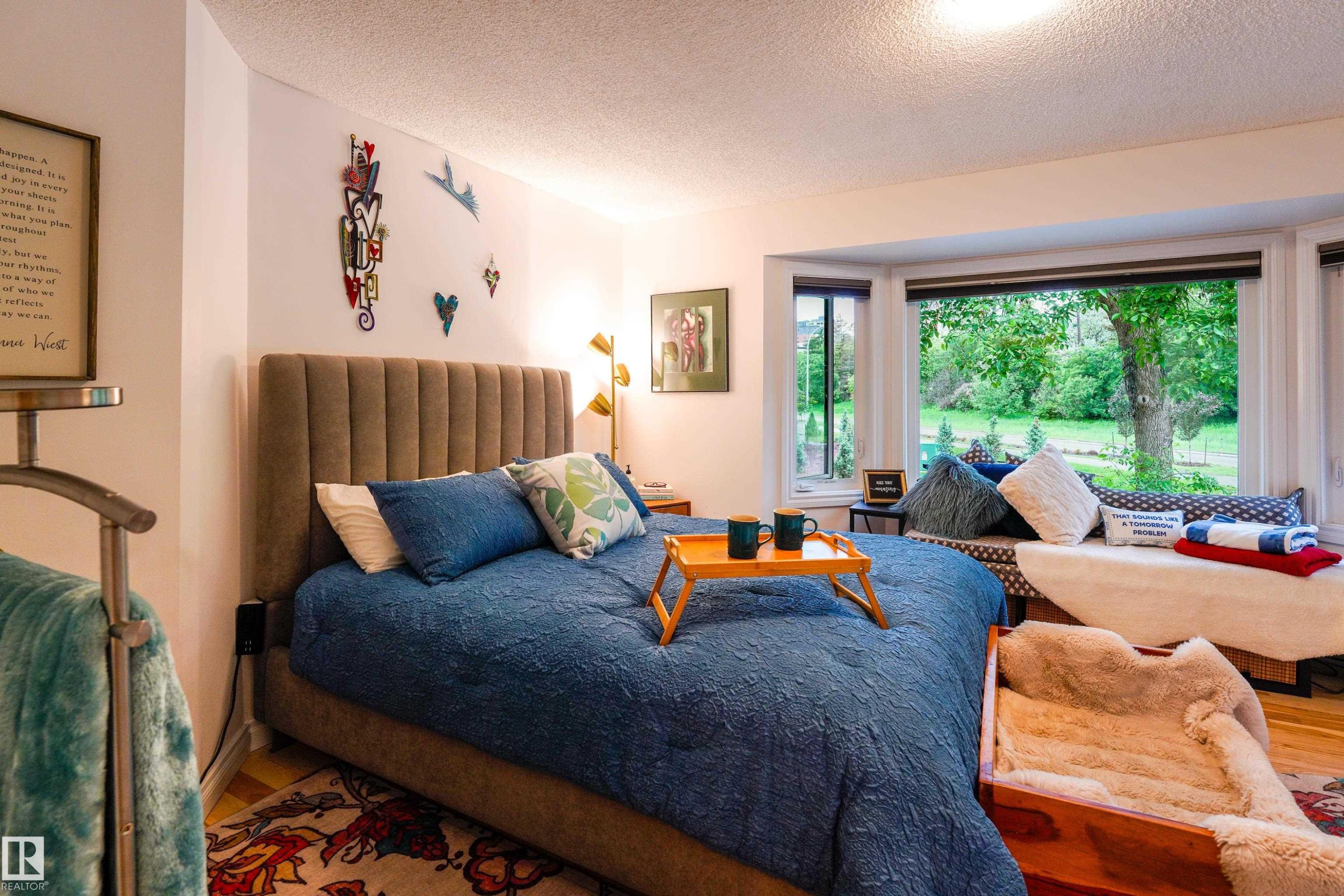 9749 102 Street, Edmonton, AB