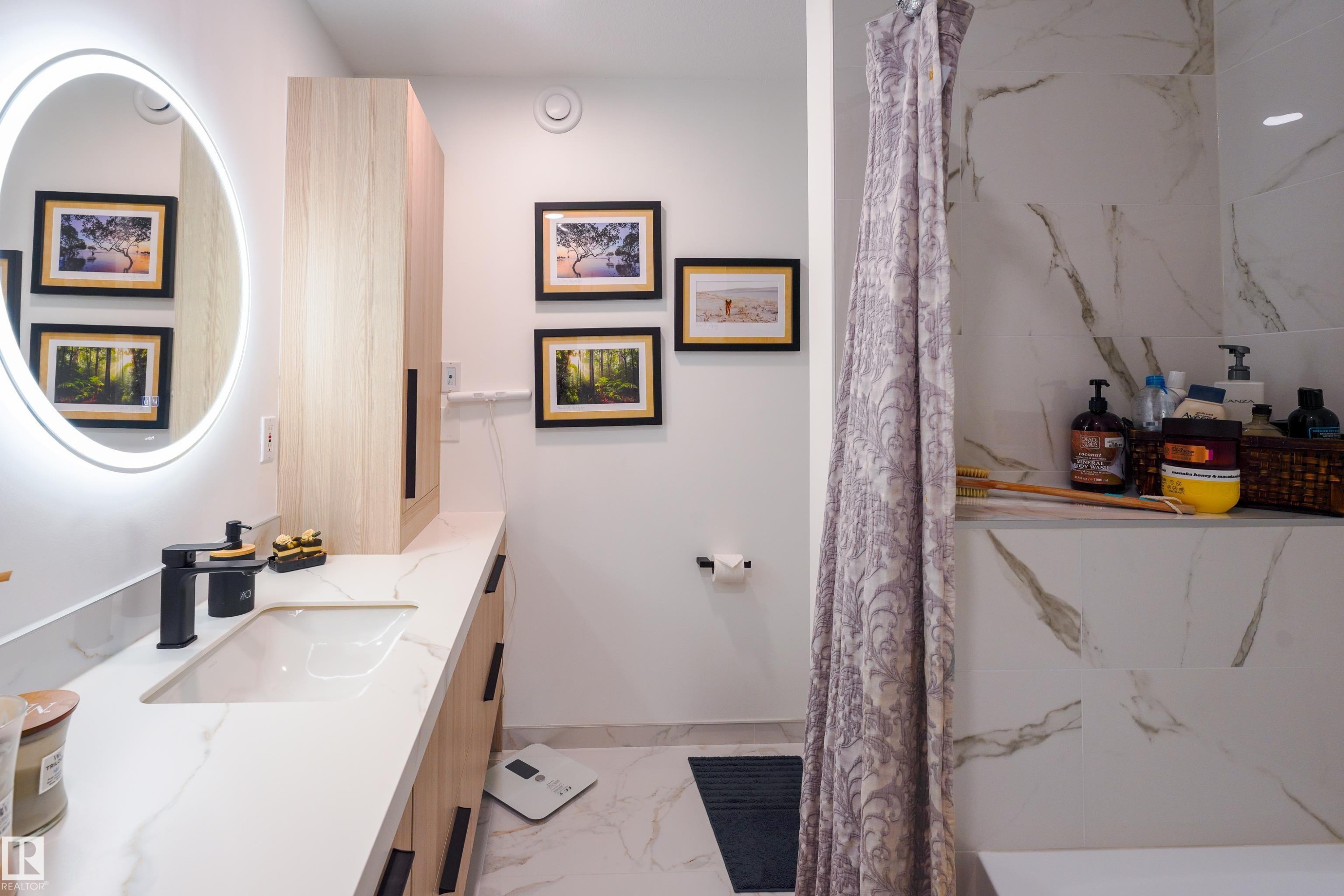 9749 102 Street, Edmonton, AB