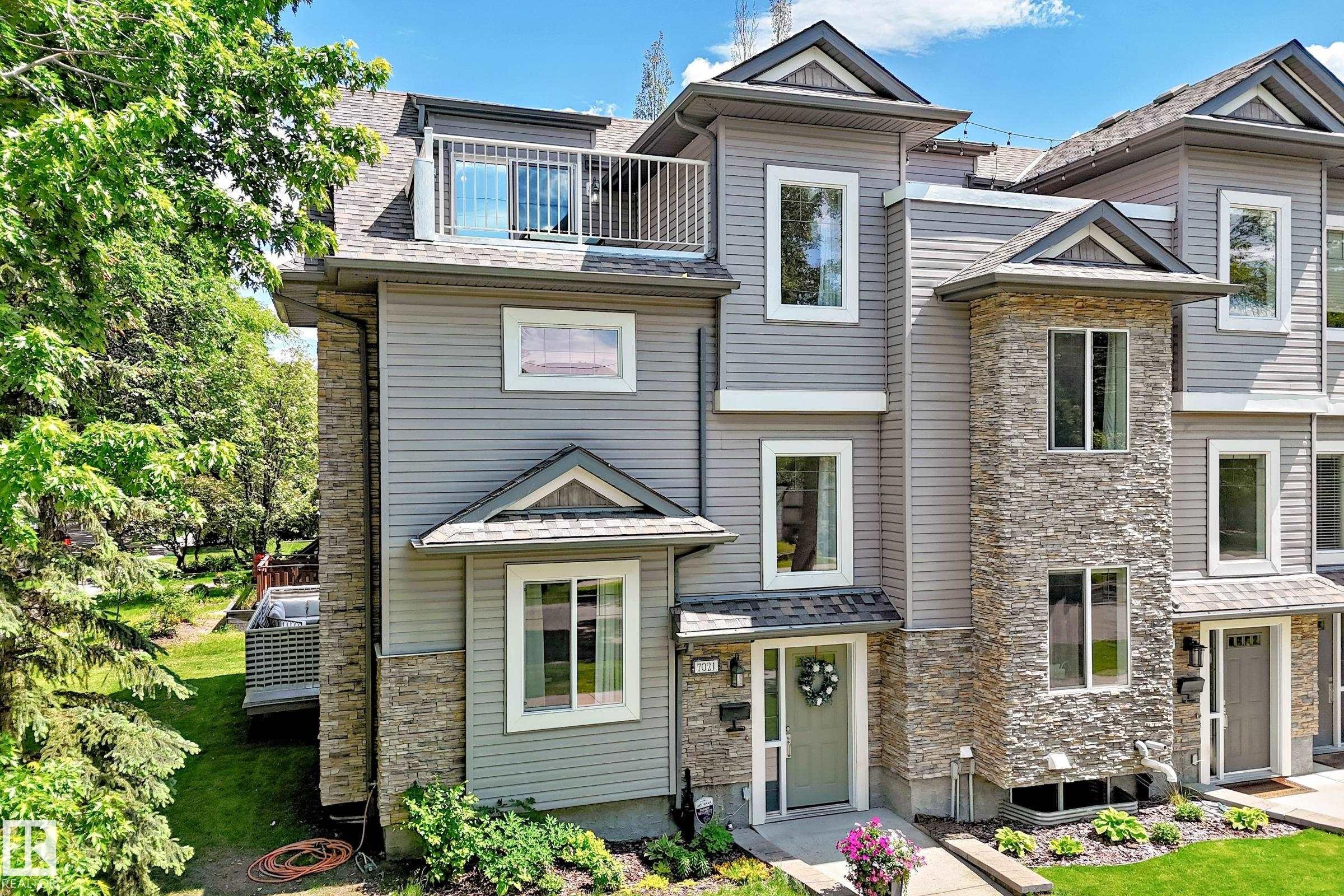 7021 95 Street, Edmonton, AB