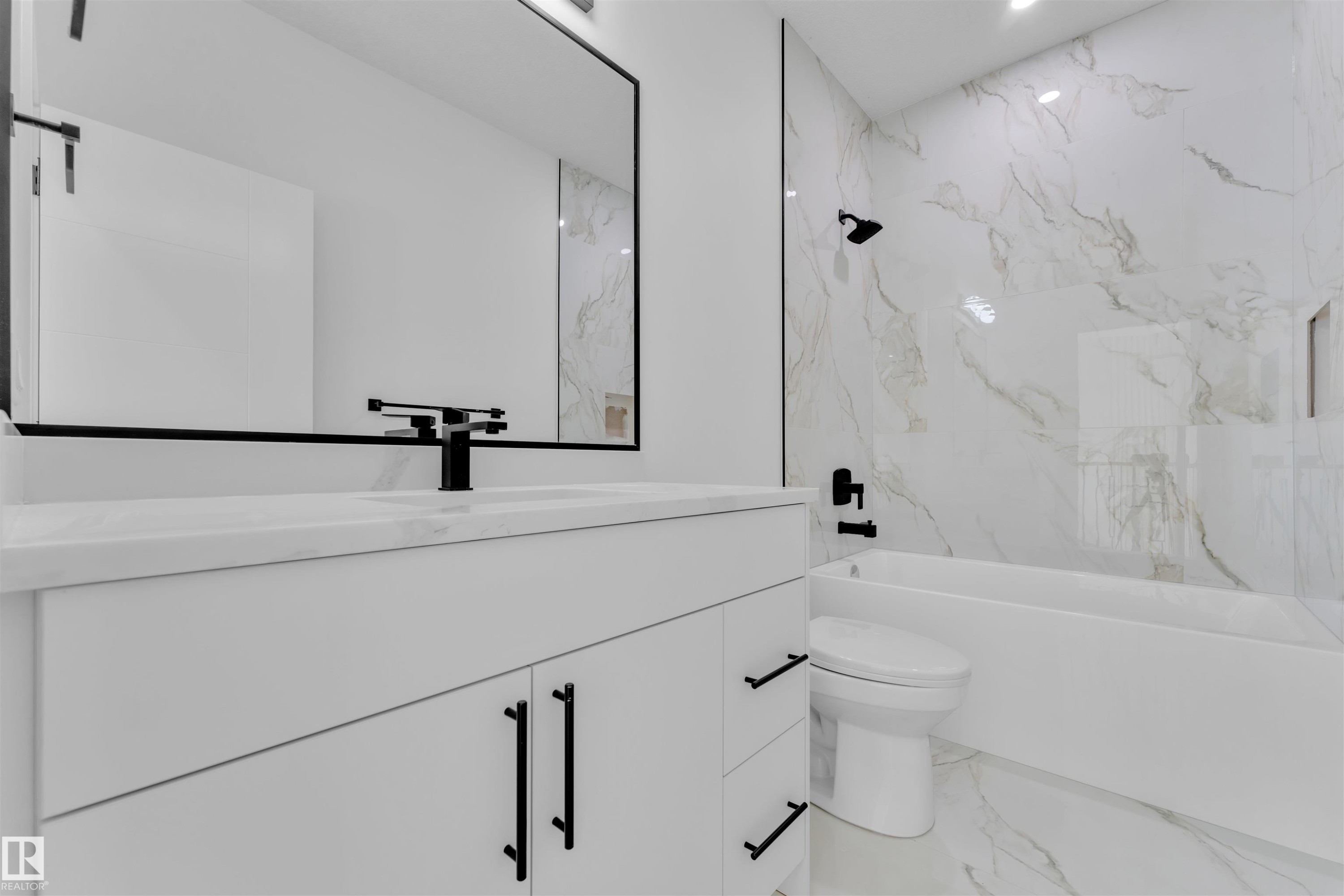 121 Lilac Close, Leduc, AB