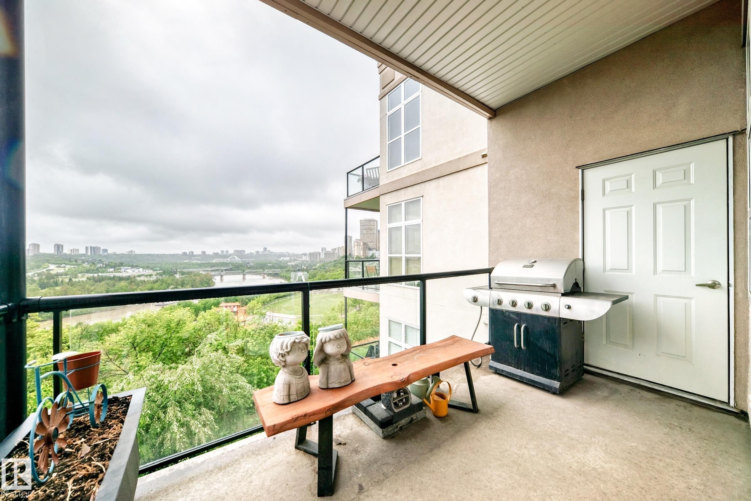 414 9507 101 Avenue, Edmonton, AB