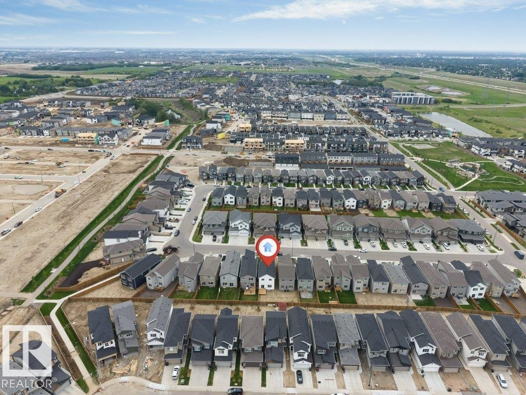 Image quality insufficient for description - 423 28 Street, Edmonton, AB