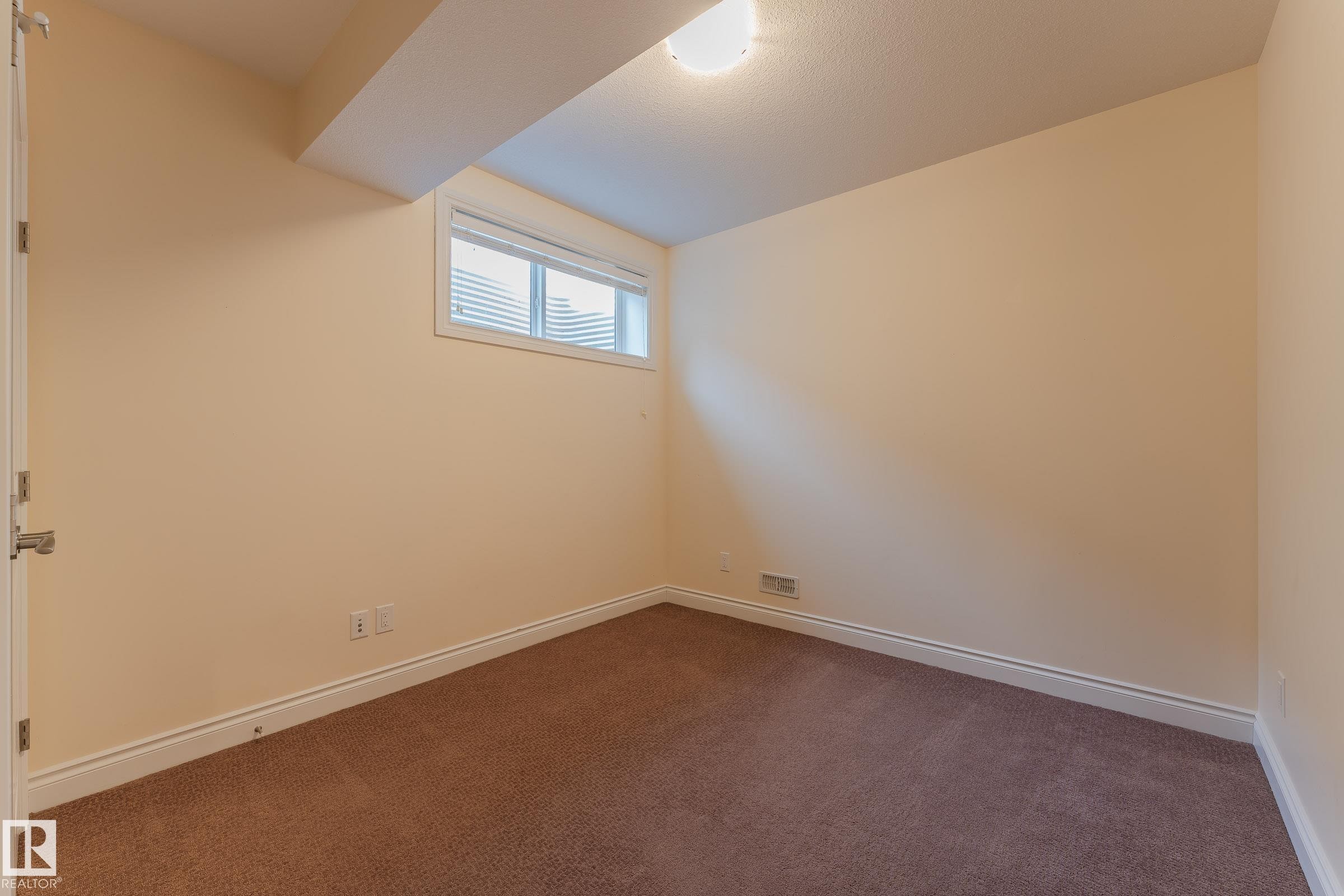 5512 Conestoga, Edmonton, AB