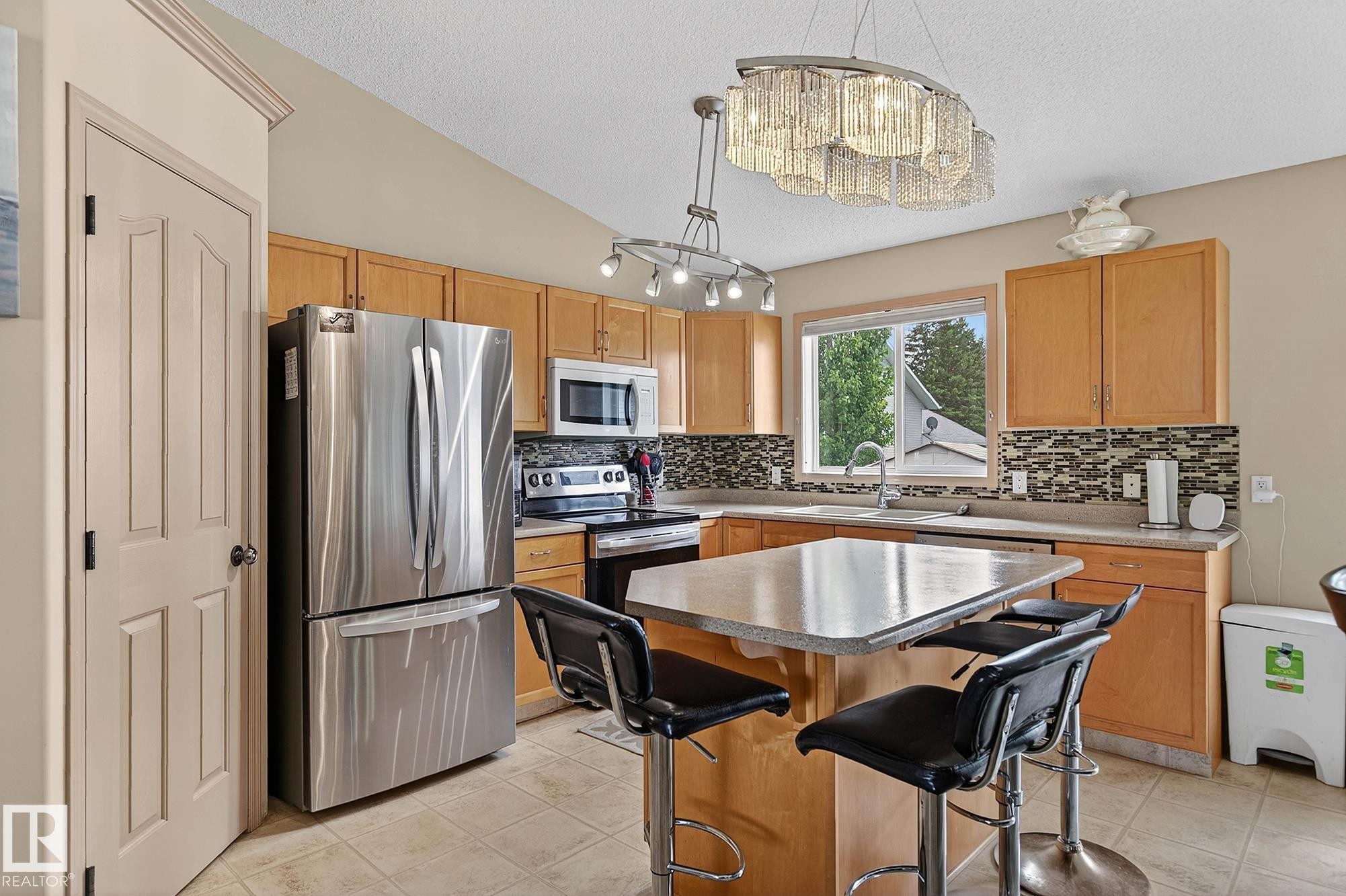 4805 53 Avenue, Thorsby, AB