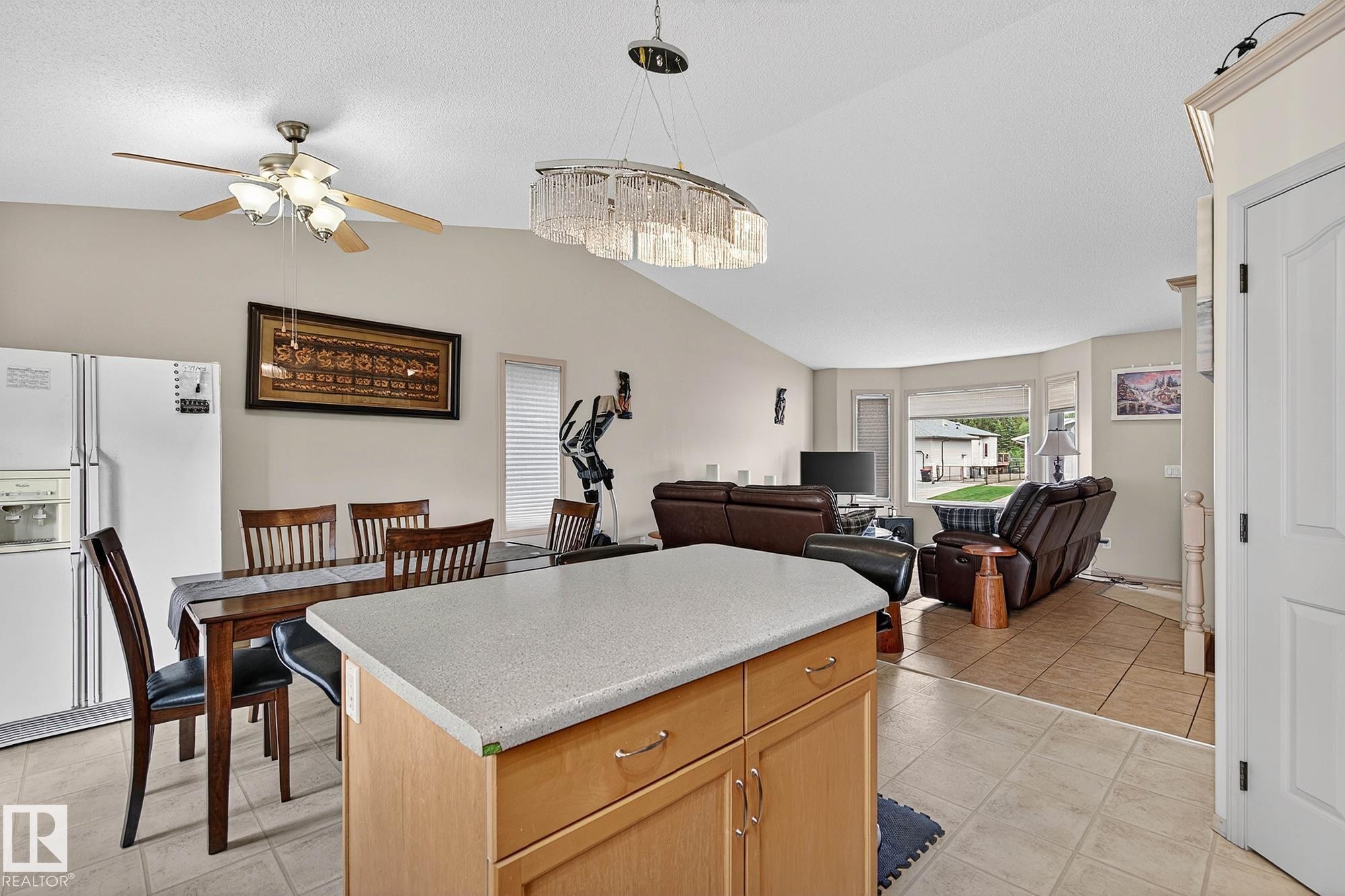4805 53 Avenue, Thorsby, AB