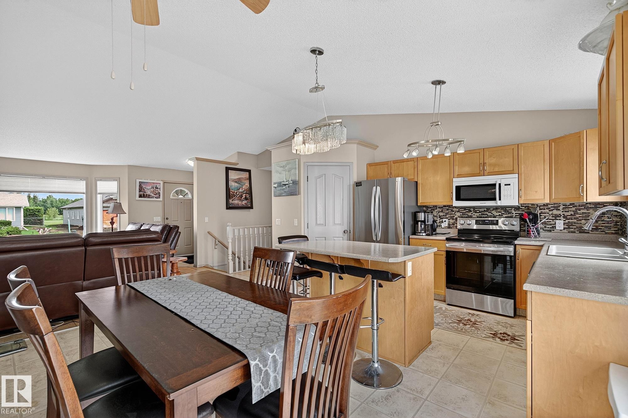 4805 53 Avenue, Thorsby, AB