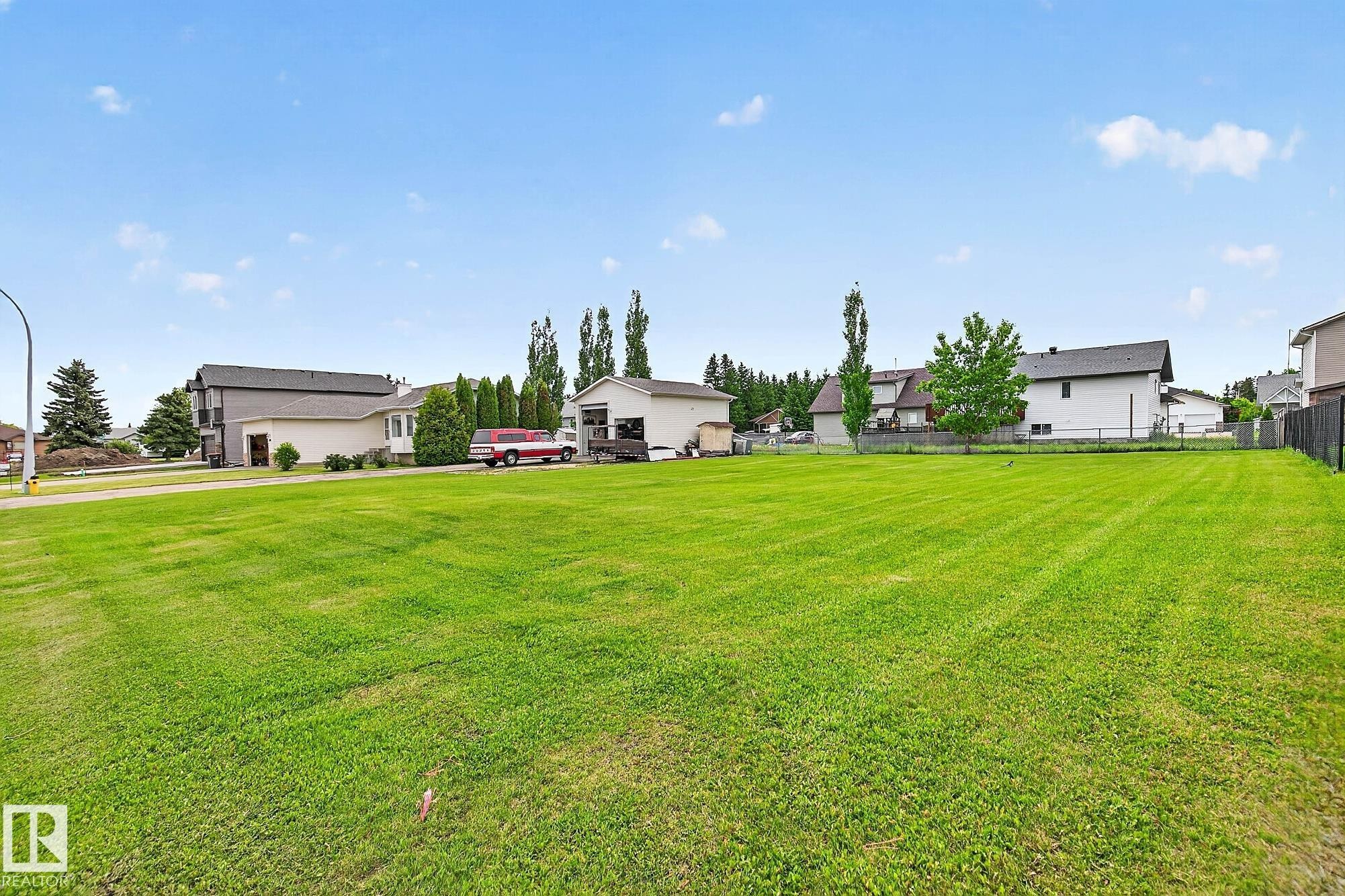 4805 53 Avenue, Thorsby, AB