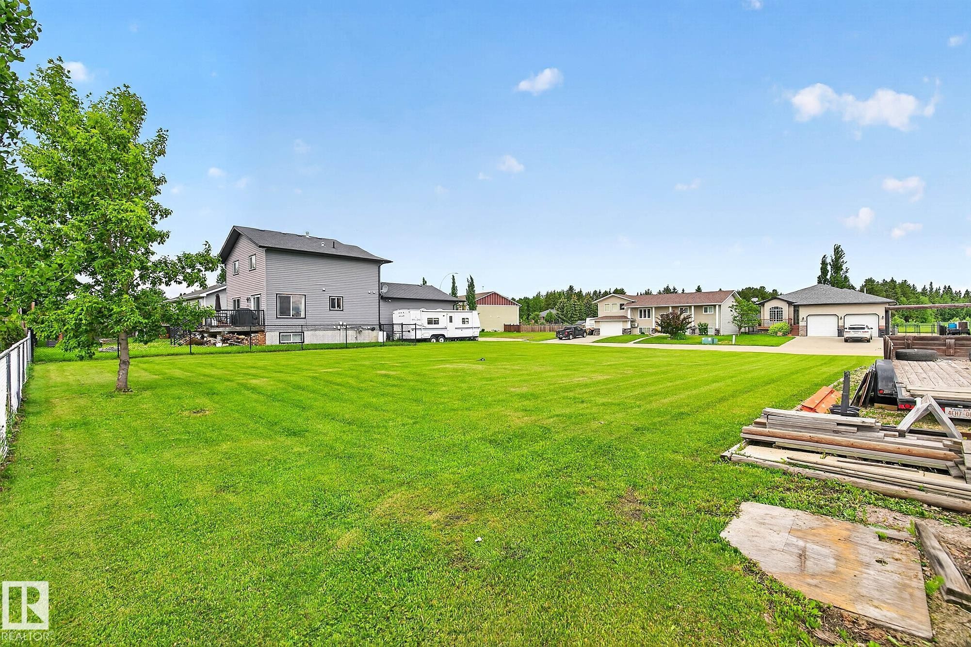 4805 53 Avenue, Thorsby, AB
