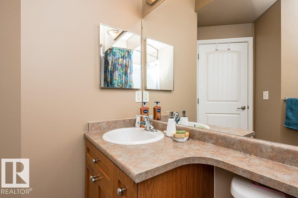 110 8528 82 Avenue, Edmonton, AB
