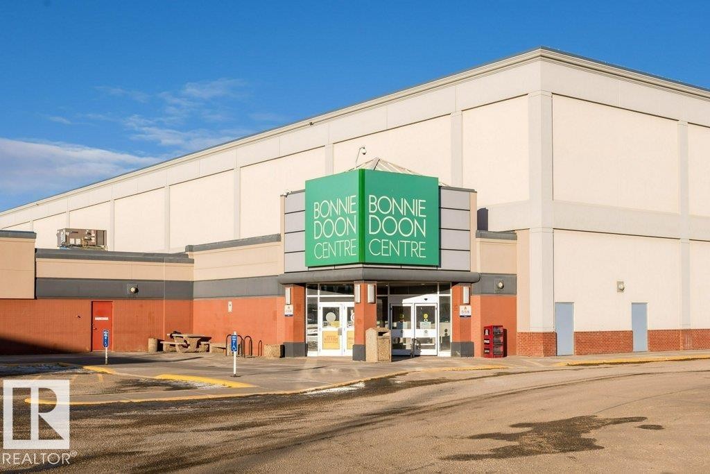 110 8528 82 Avenue, Edmonton, AB