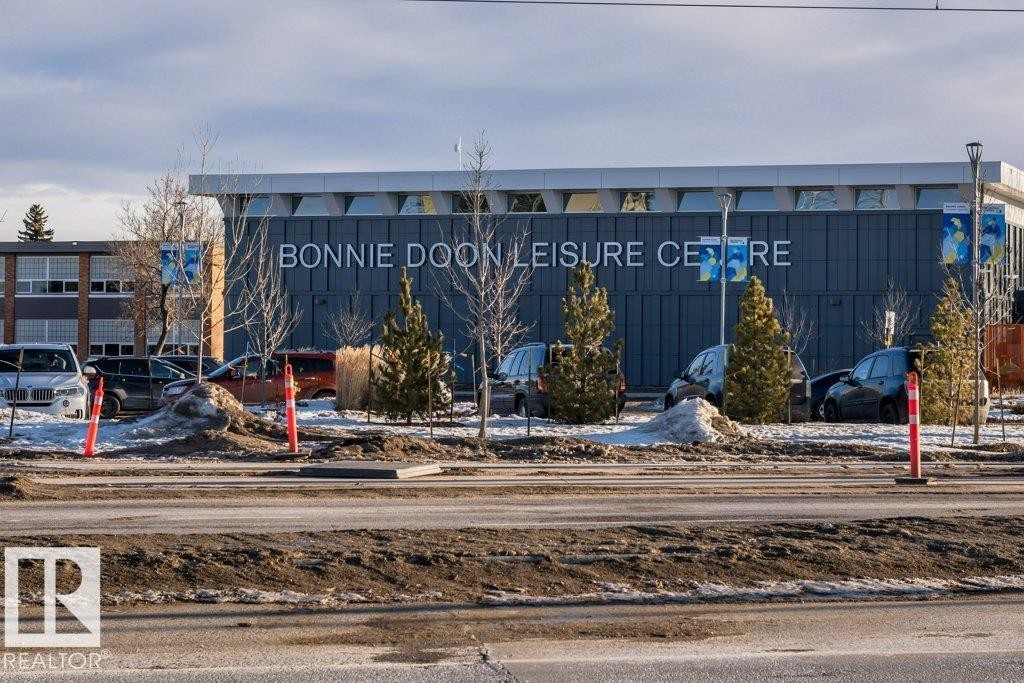 110 8528 82 Avenue, Edmonton, AB