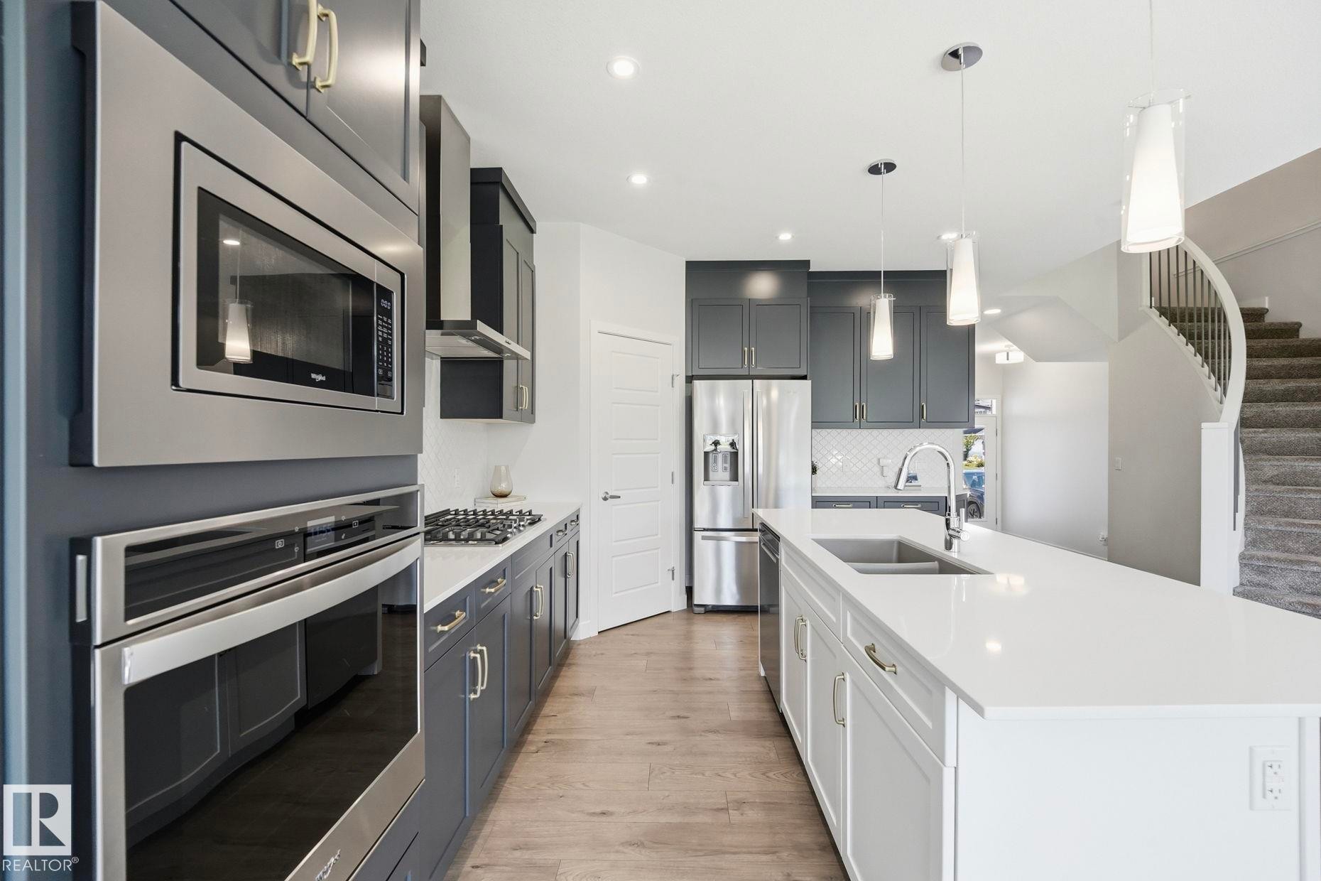 6015 Edmonds Place, Edmonton, AB