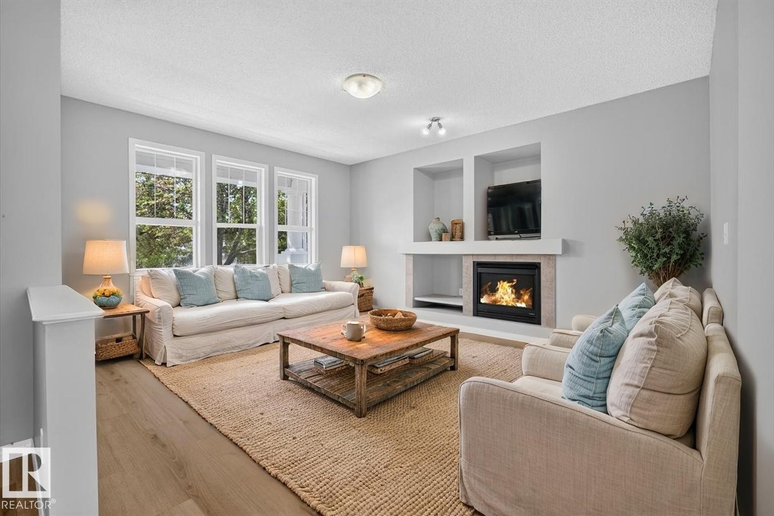 7704 16 Avenue, Edmonton, AB