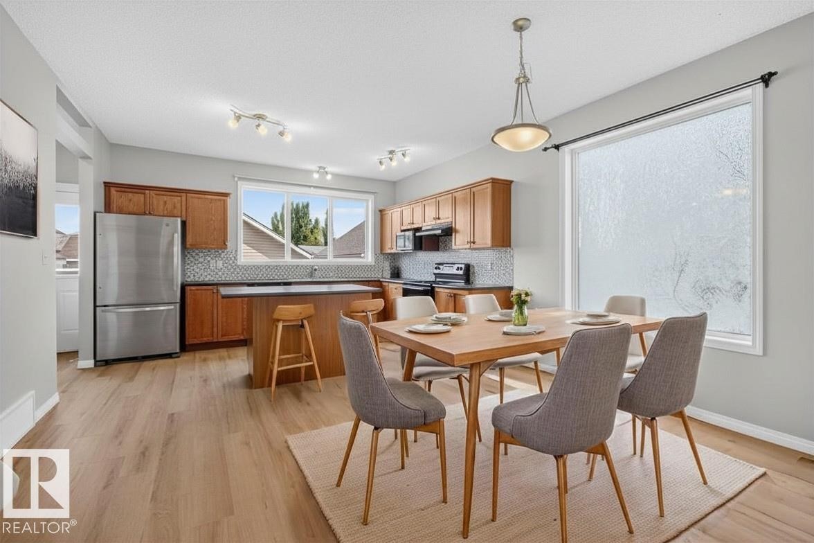 7704 16 Avenue, Edmonton, AB