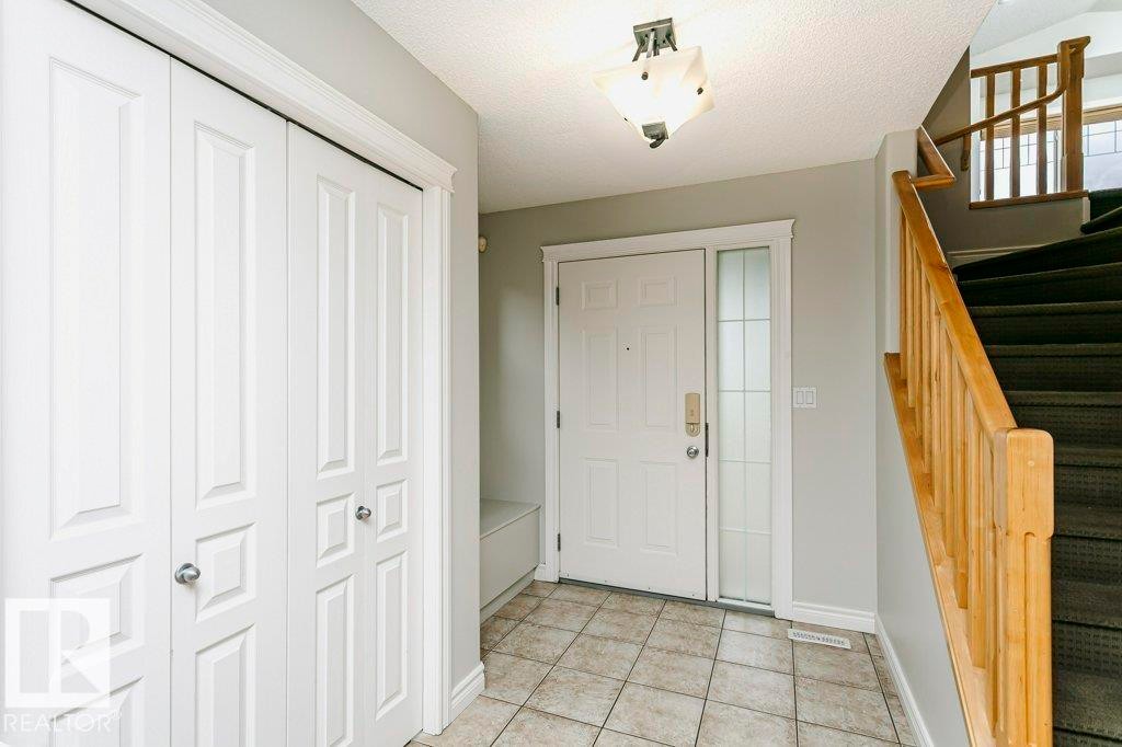 8018 3 Avenue, Edmonton, AB