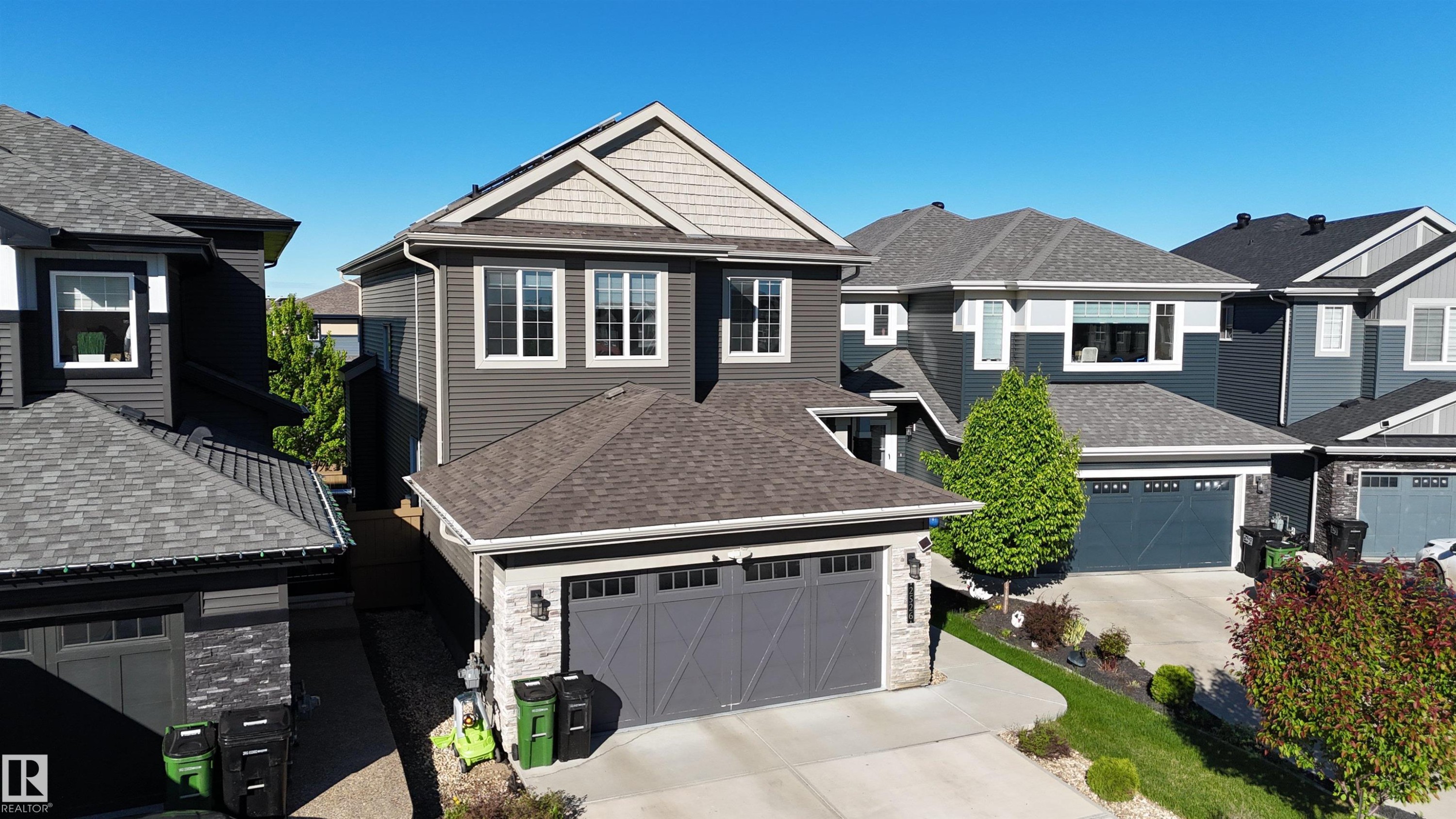 Front house - 2526 Wonnacott Loop Sw, Edmonton, AB - Outdoor With Facade