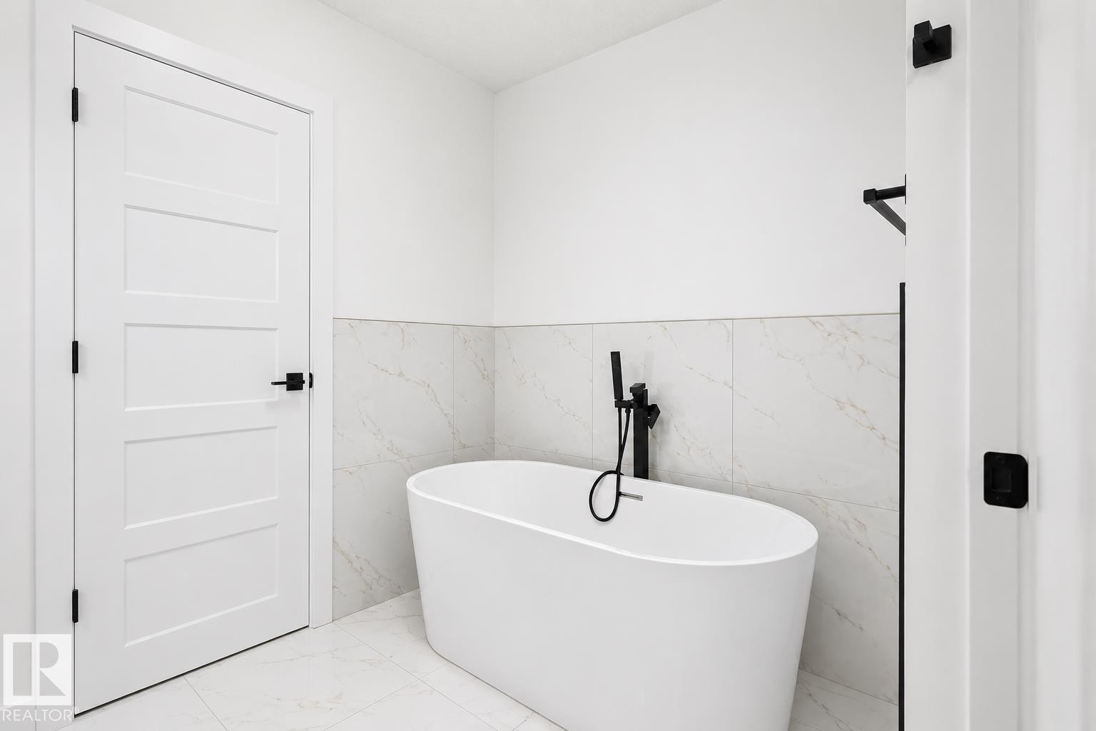 65 Silverstone Drive, Stony Plain, AB