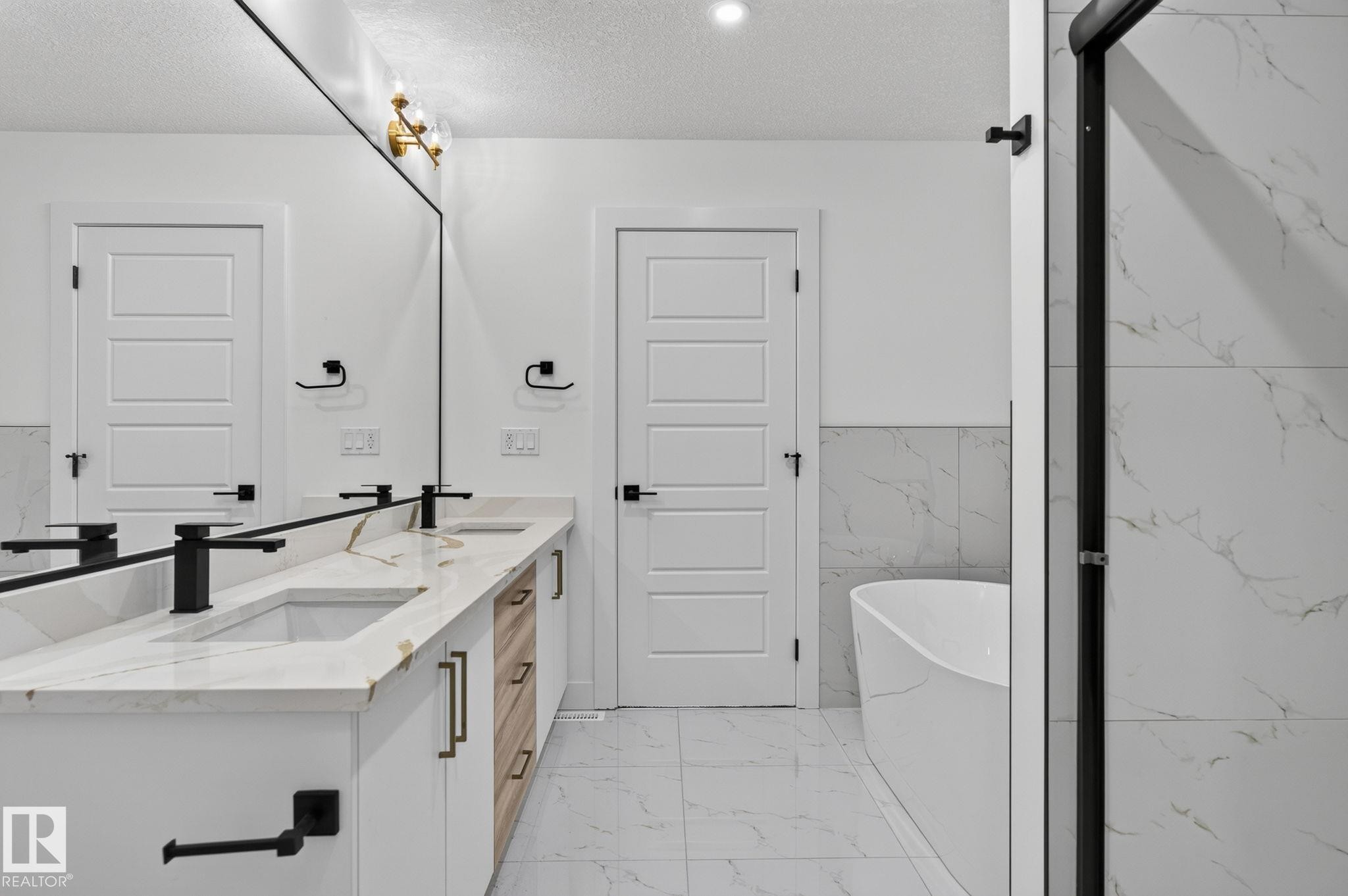 65 Silverstone Drive, Stony Plain, AB