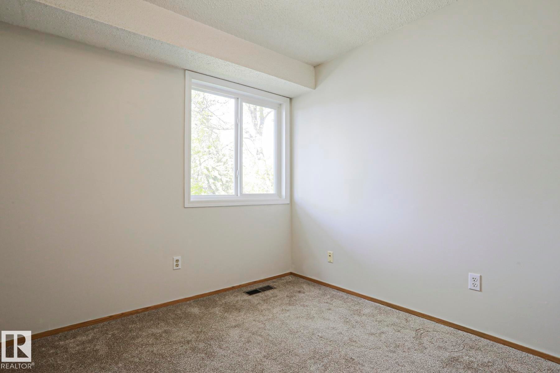 203 44 Alpine Place, St. Albert, AB - Indoor Photo Showing Other Room